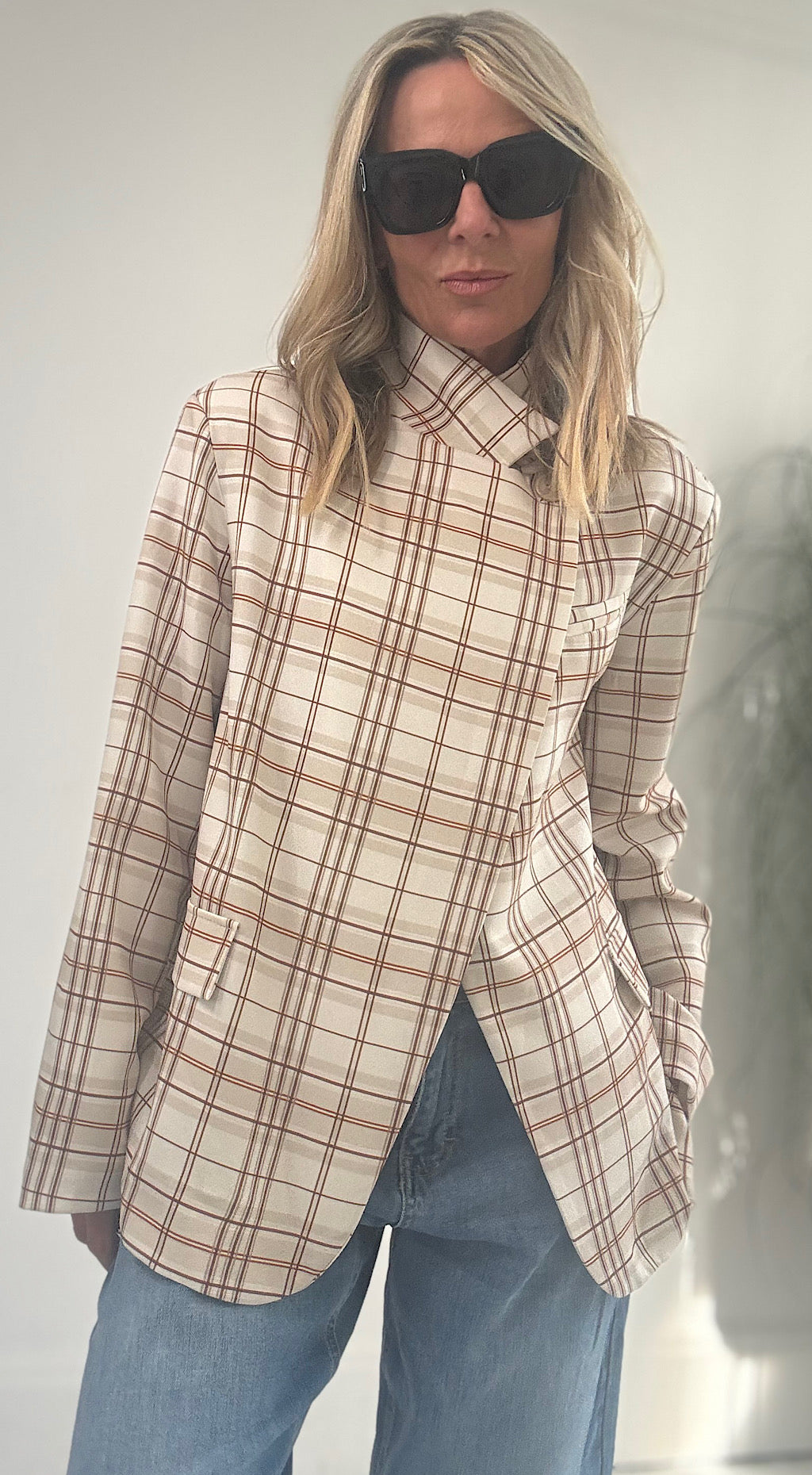 One button check blazer cream