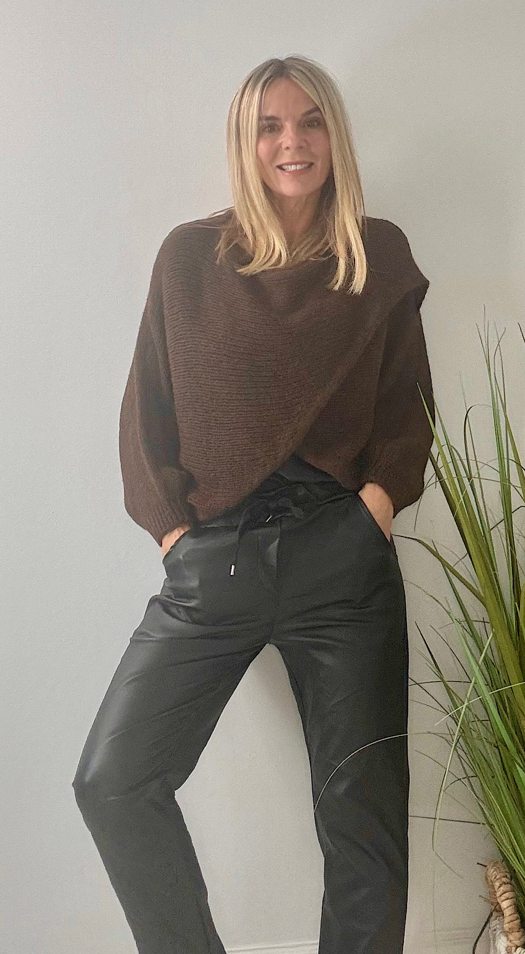 Crossover Knit Chocolate