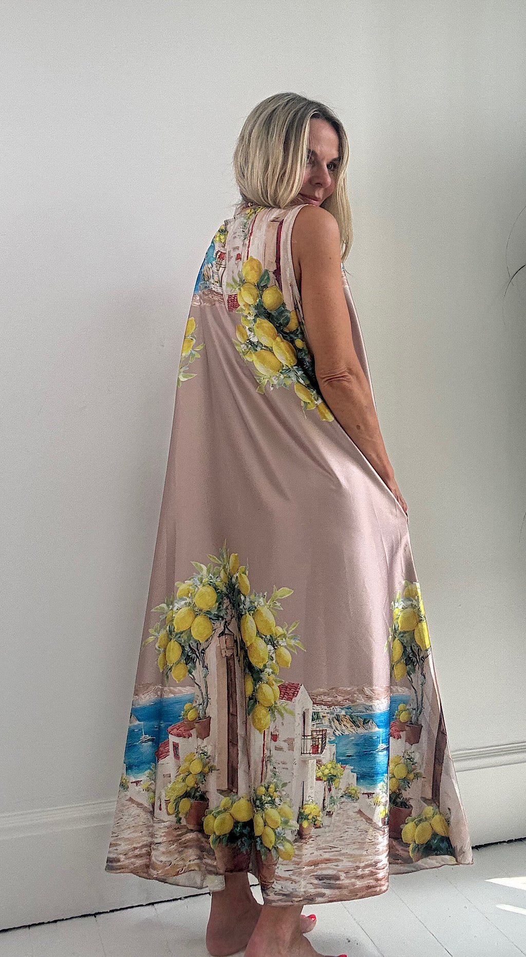 Amalfi dress mocha