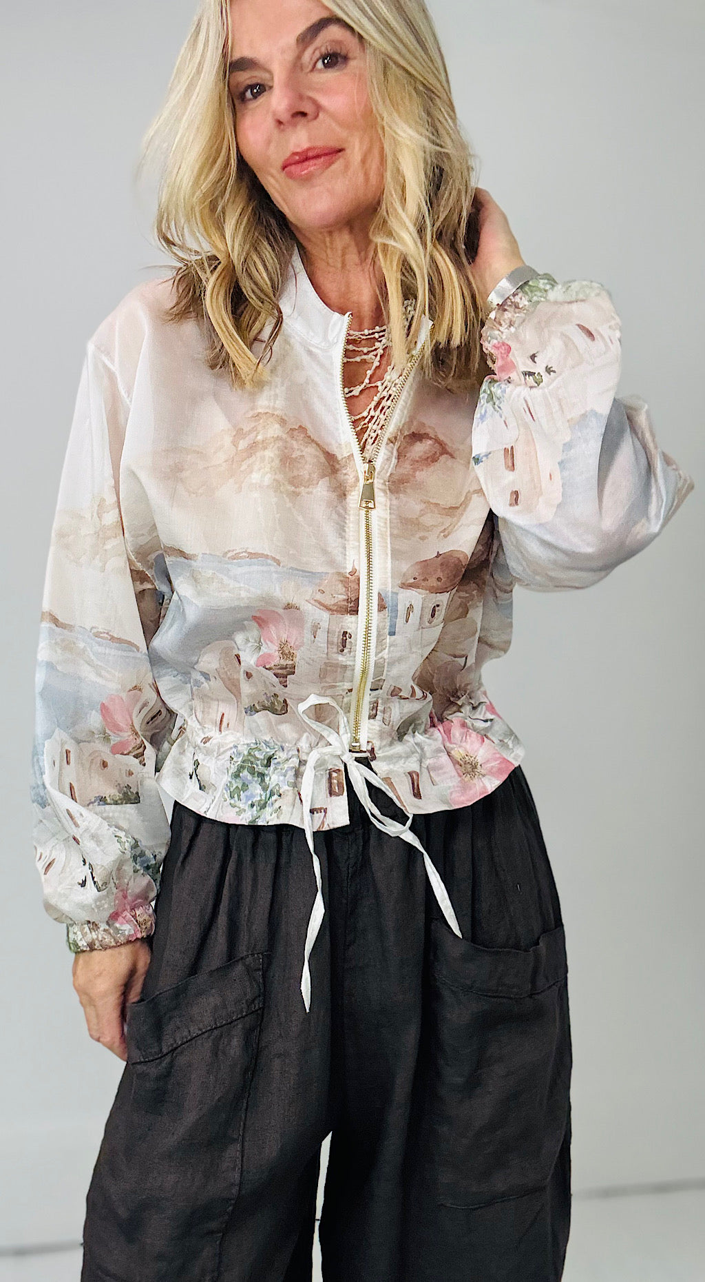 Santorini bomber cream