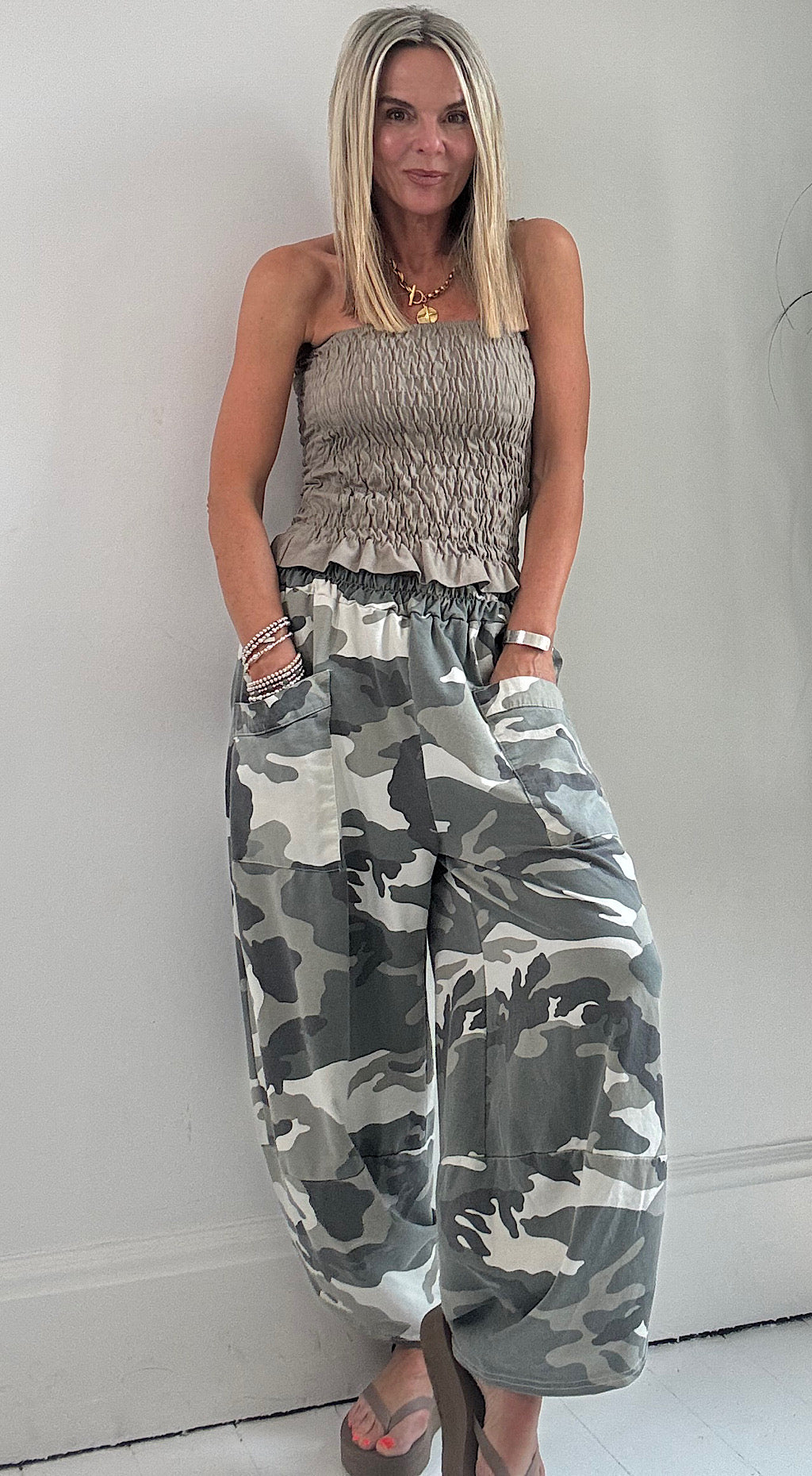 Camo pocket cocoon pants