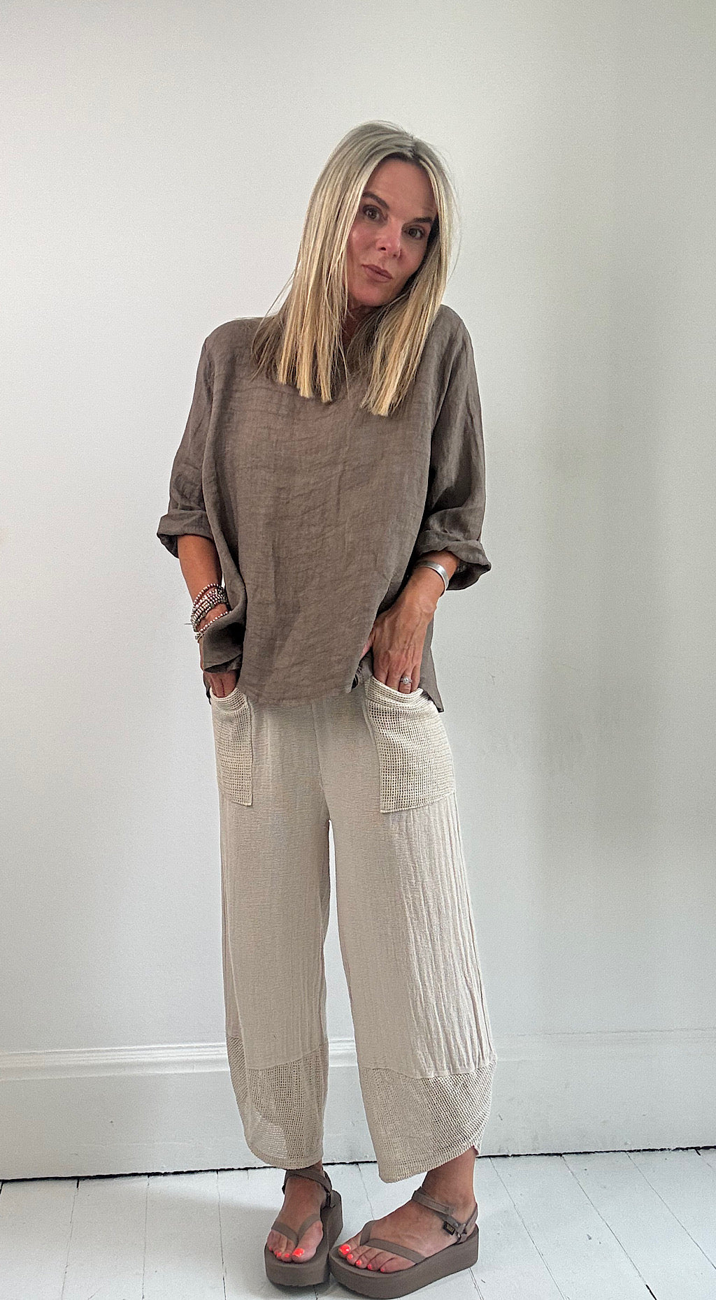Linen short sleeve top mocha
