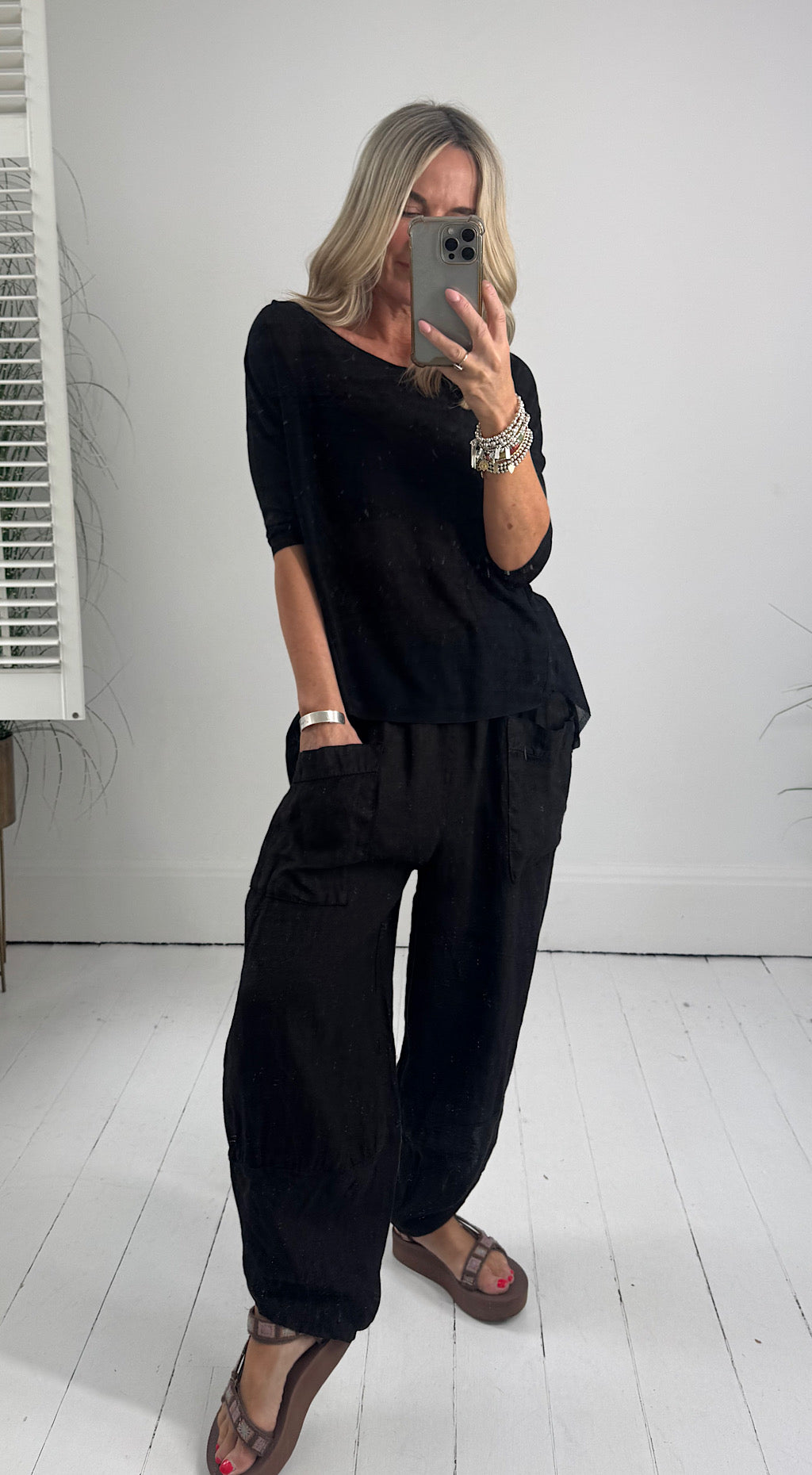 Linen pocket cocoon pants black