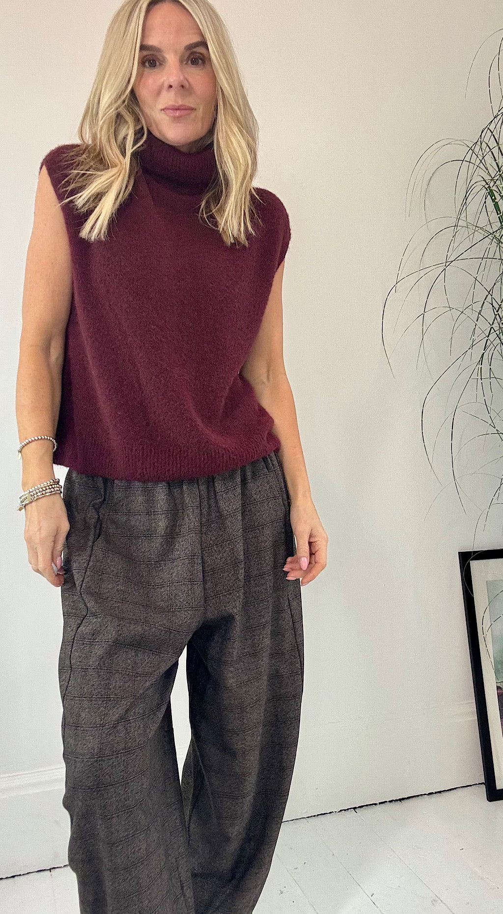 Roll Neck Tank Top - burgundy