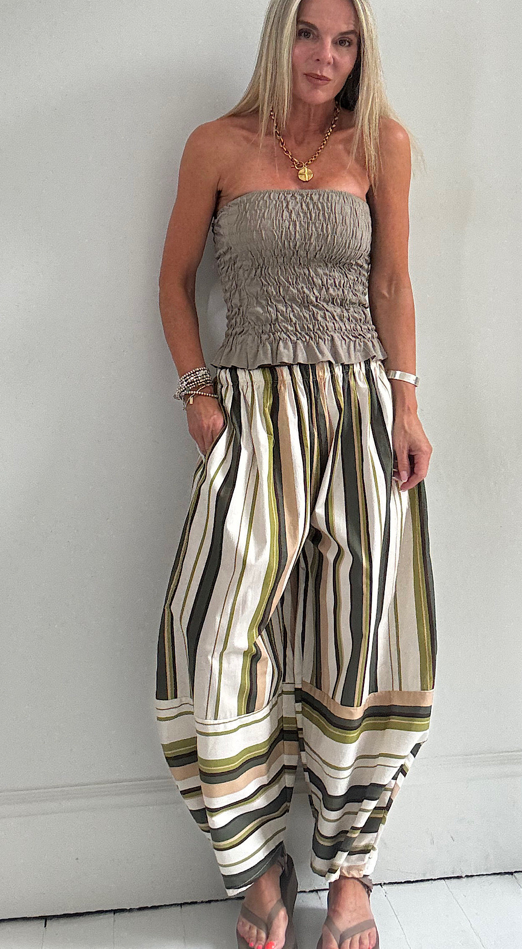 Stripe green barrel pants