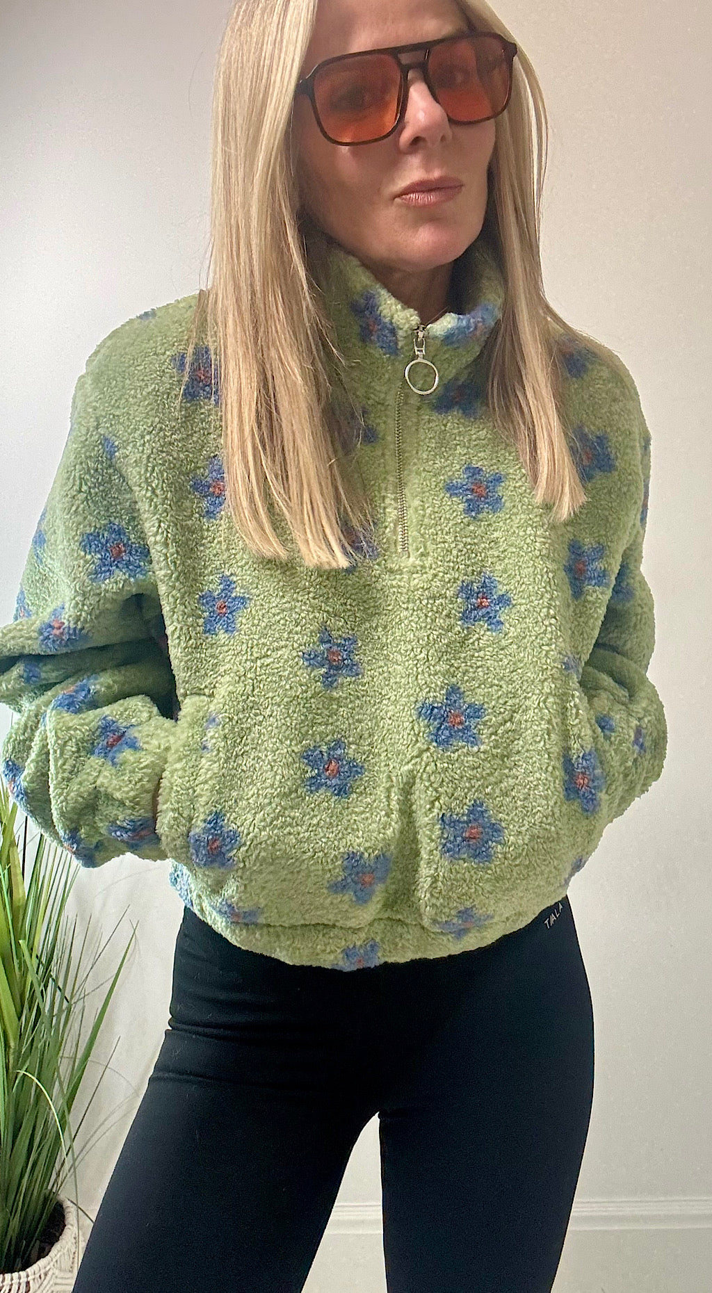 Daisy fleece