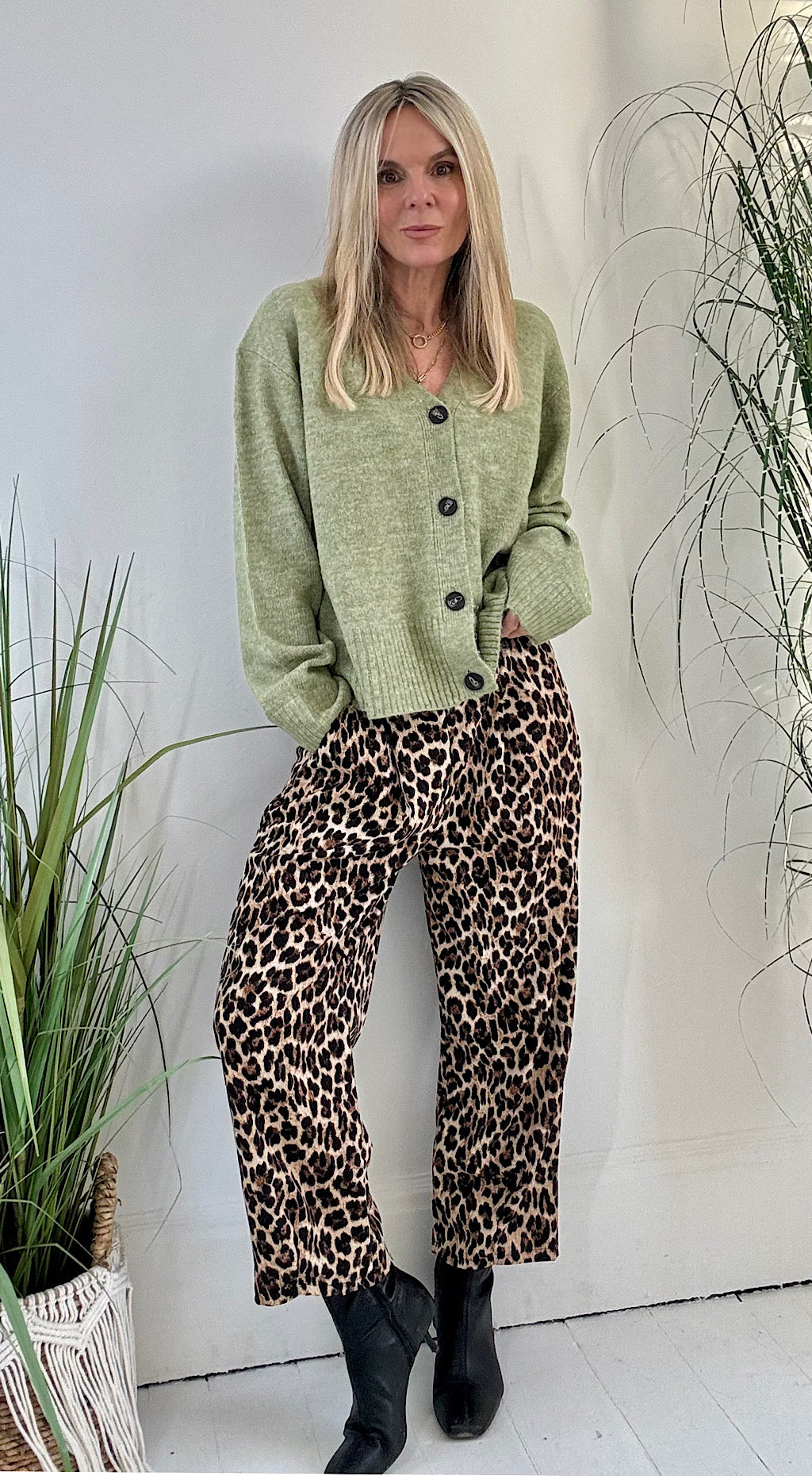 Baling Cardigan Green