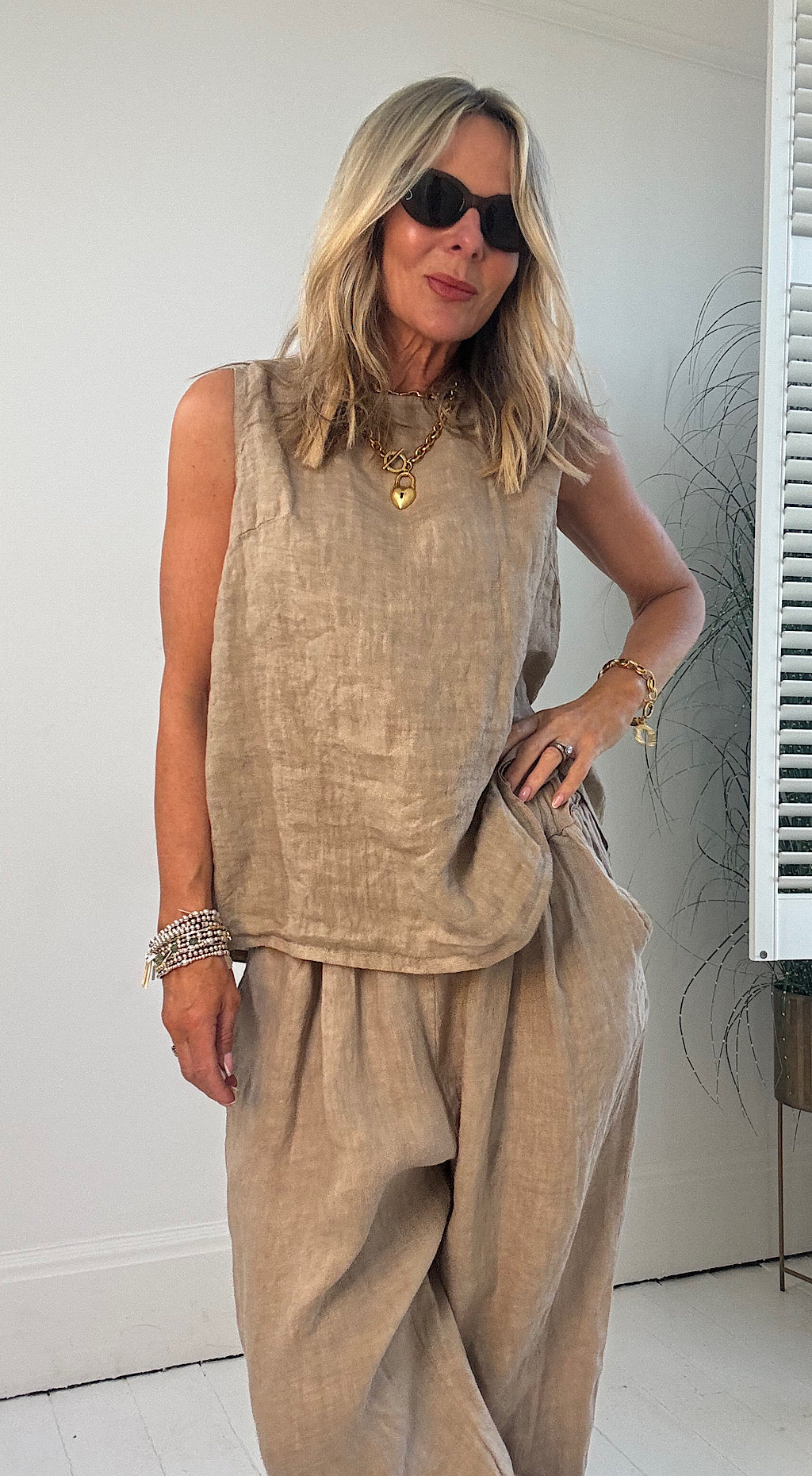 Linen vest top mocha