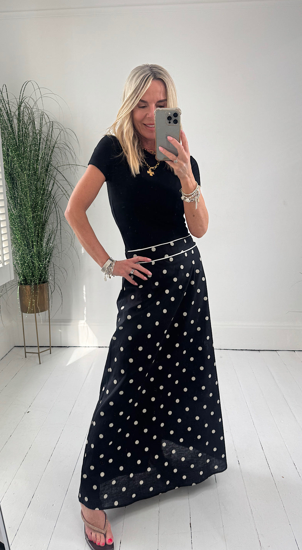 Slinky Ribbed Tee - black