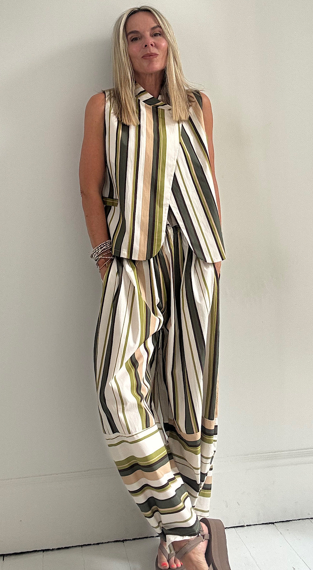 Stripe green barrel pants