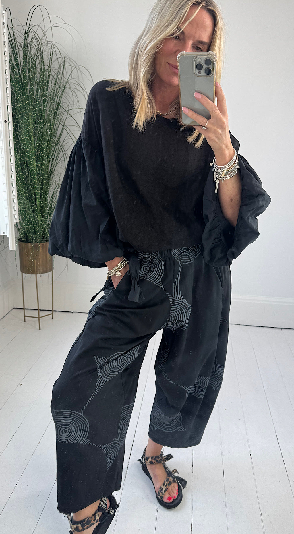 Retro swirl cocoon pants black . PRE ORDER estimated due date 24th April