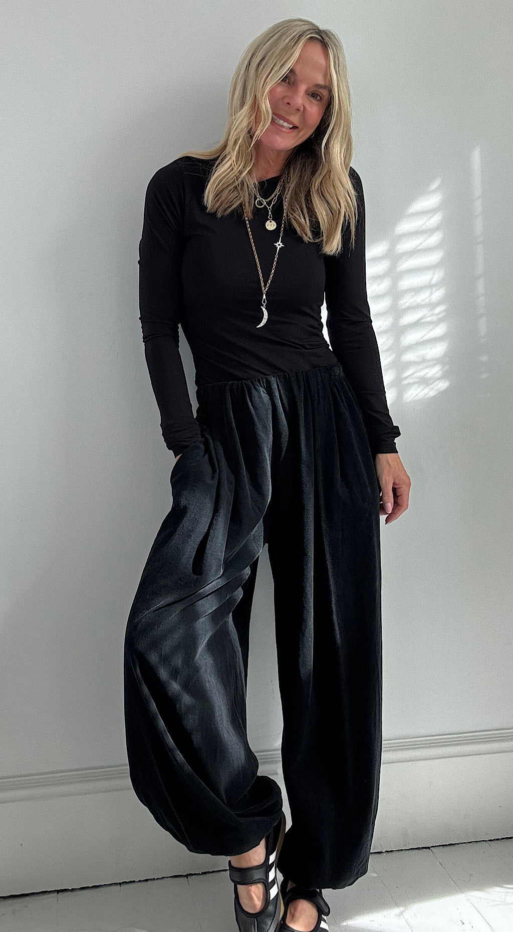 Cord Barrel Leg Trousers - Black