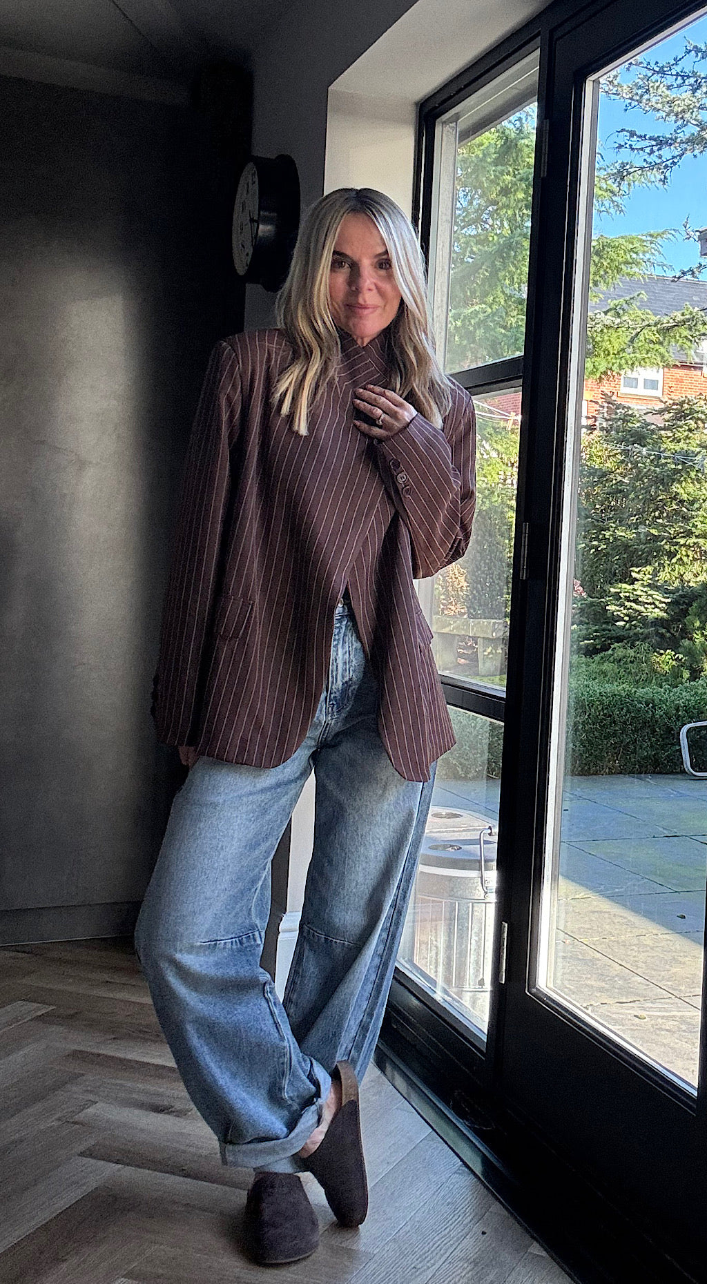 One button pinstripe blazer brown