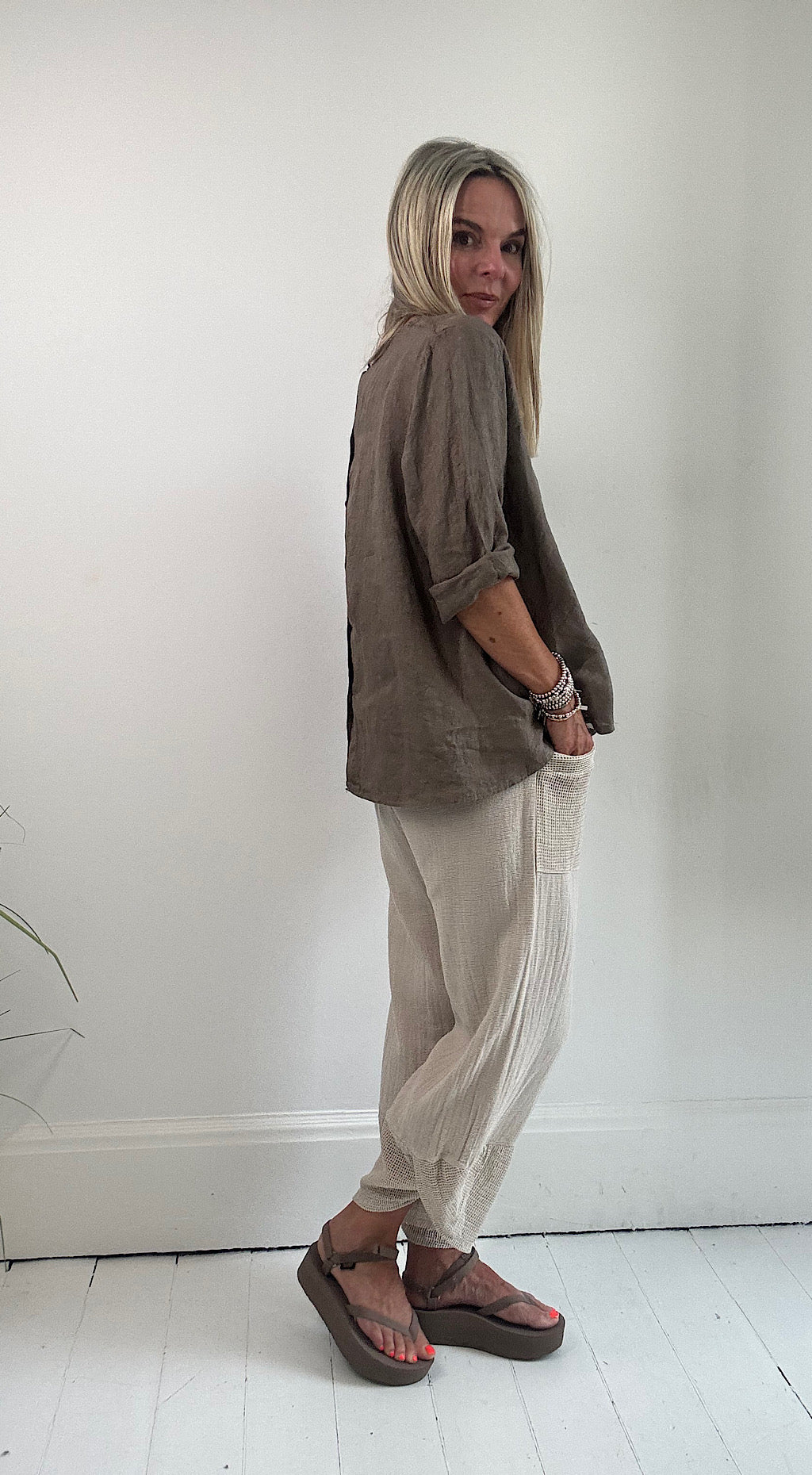 Linen short sleeve top mocha