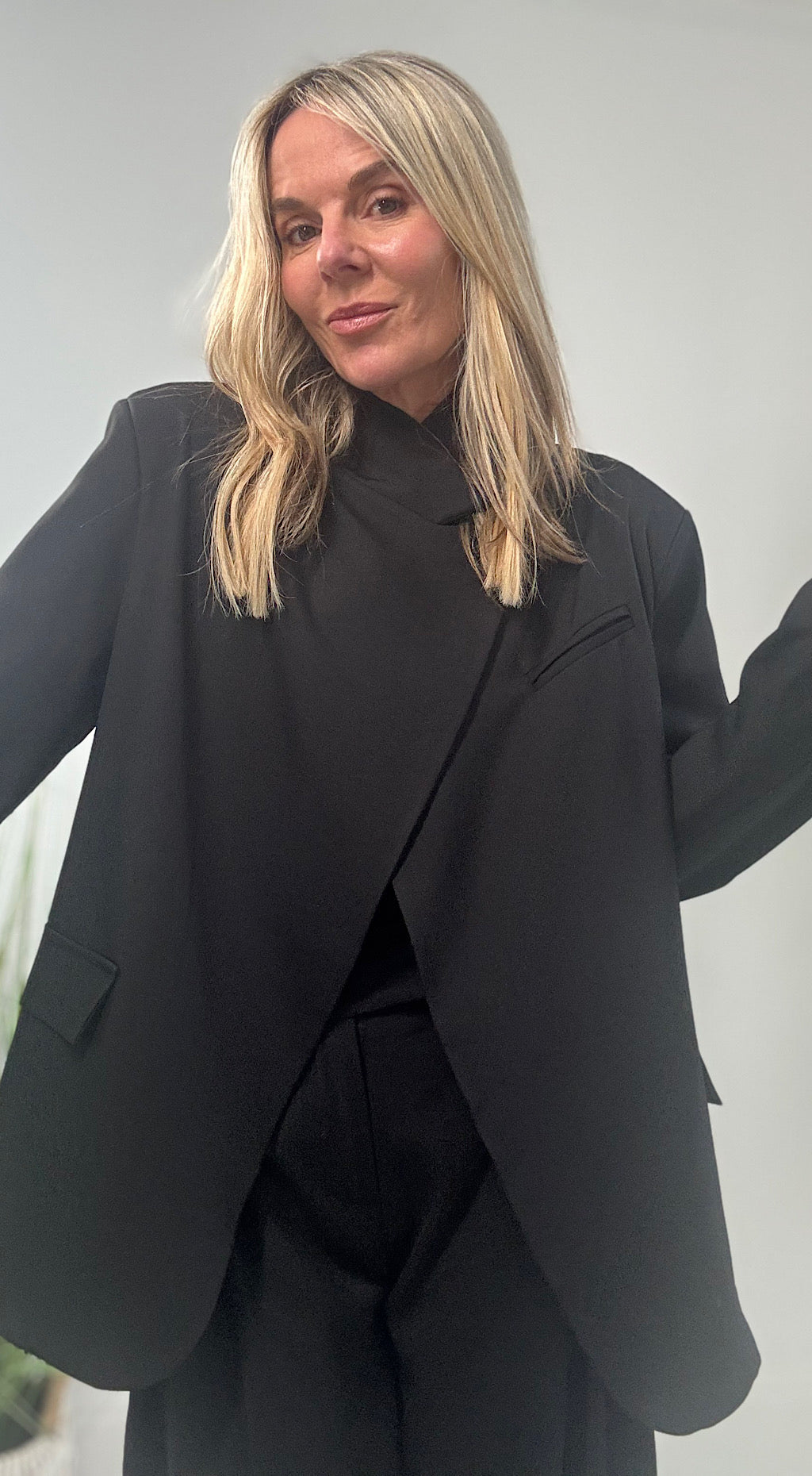 One button blazer black