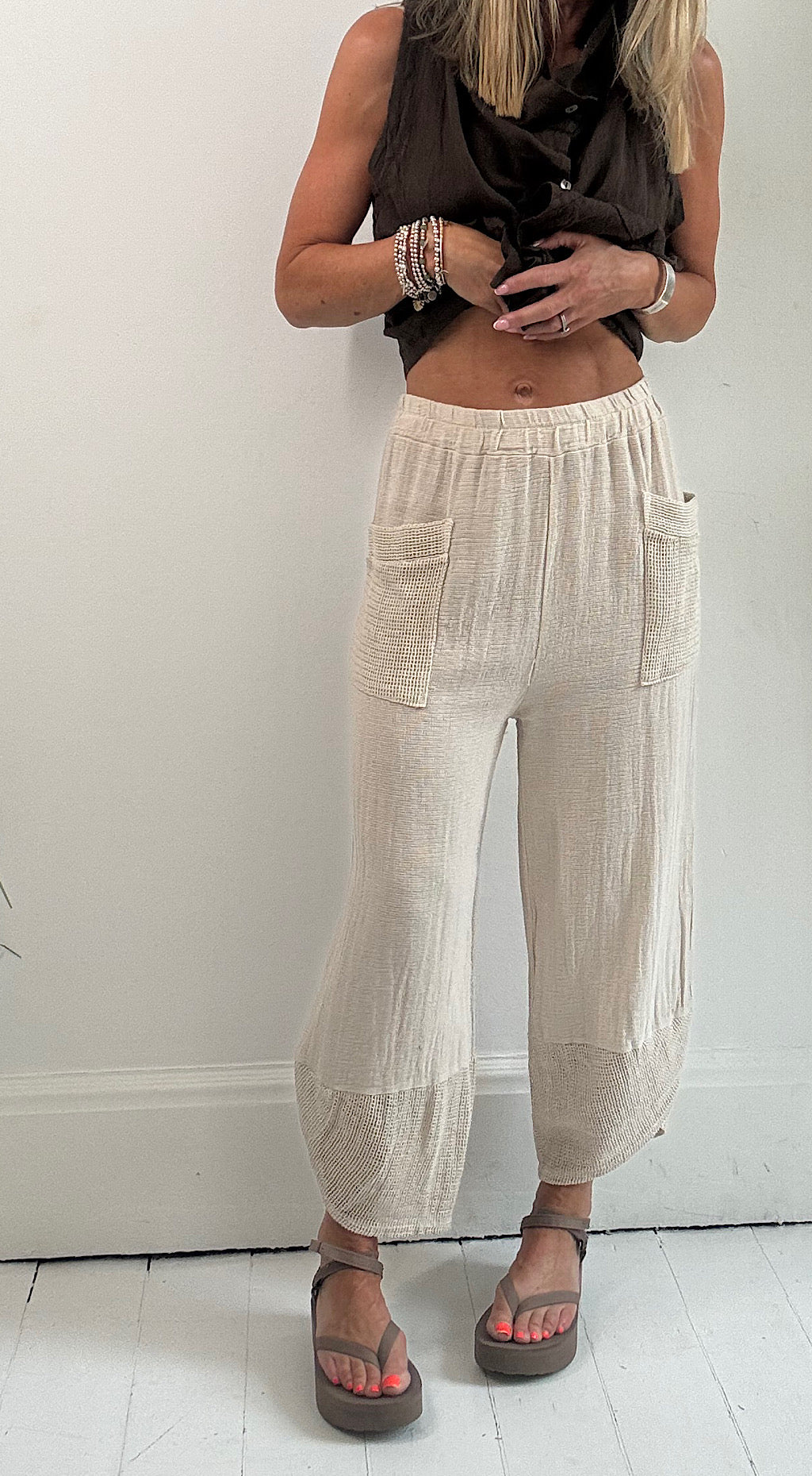 Mesh pocket pants stone