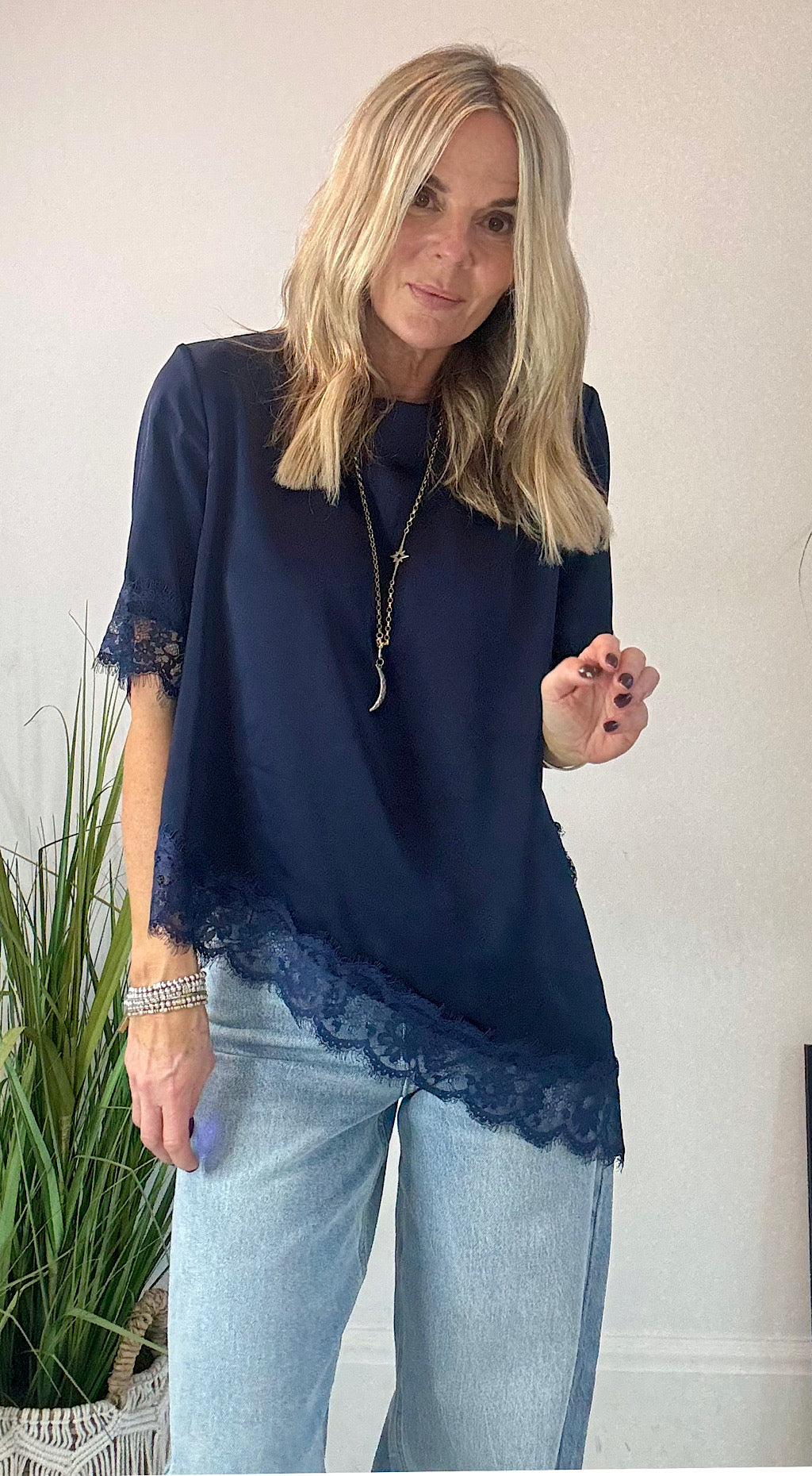 Asymmetric Silky Tee - navy