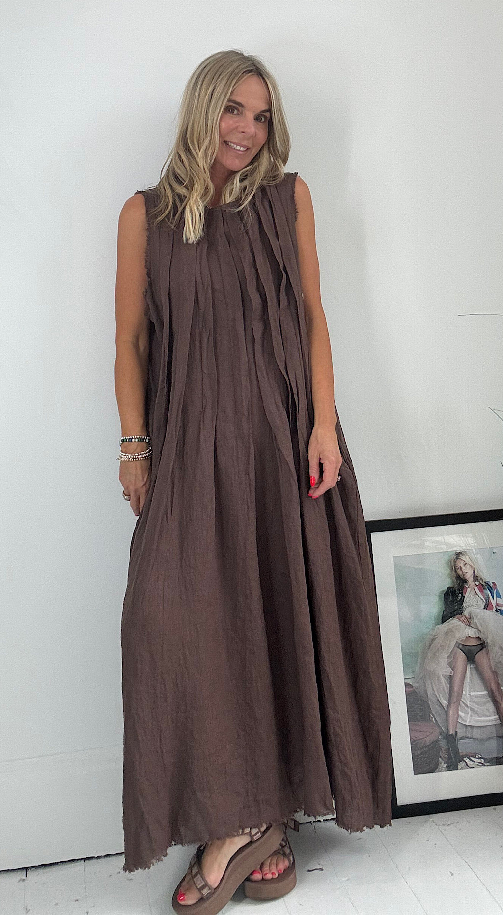 Pleated Linen Dress Chocolate