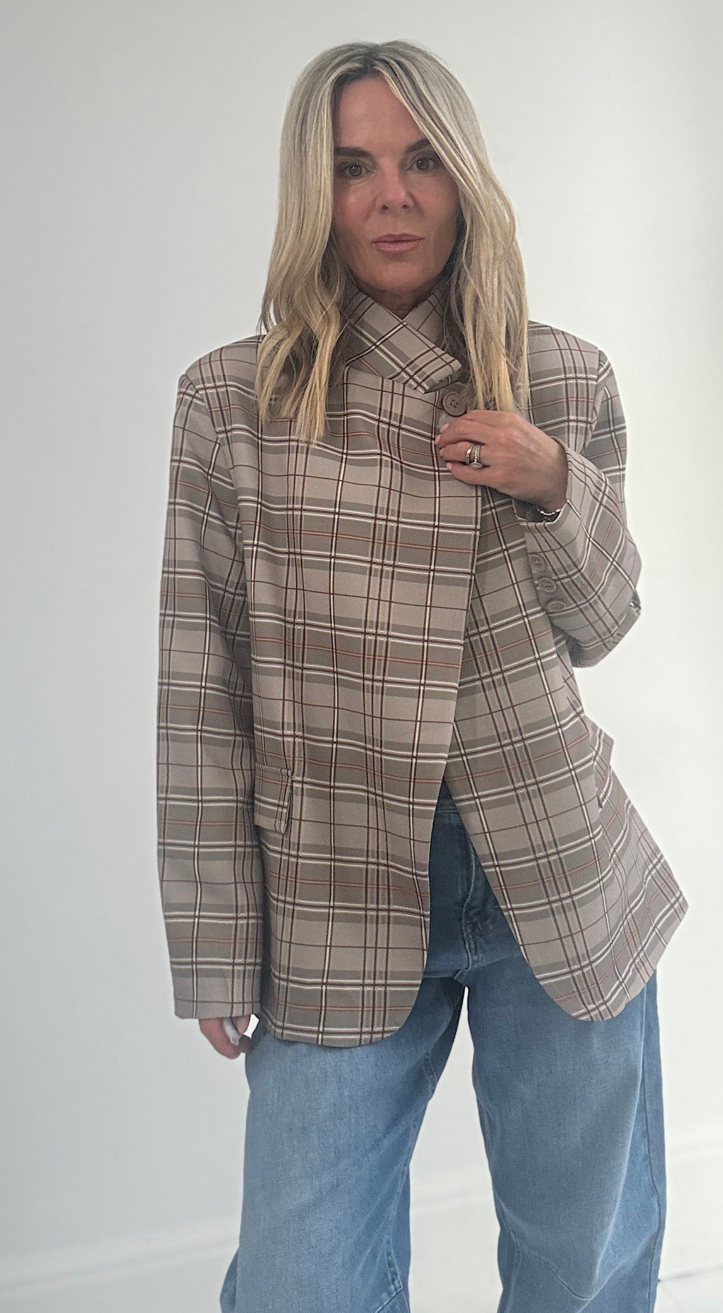 One button check blazer taupe