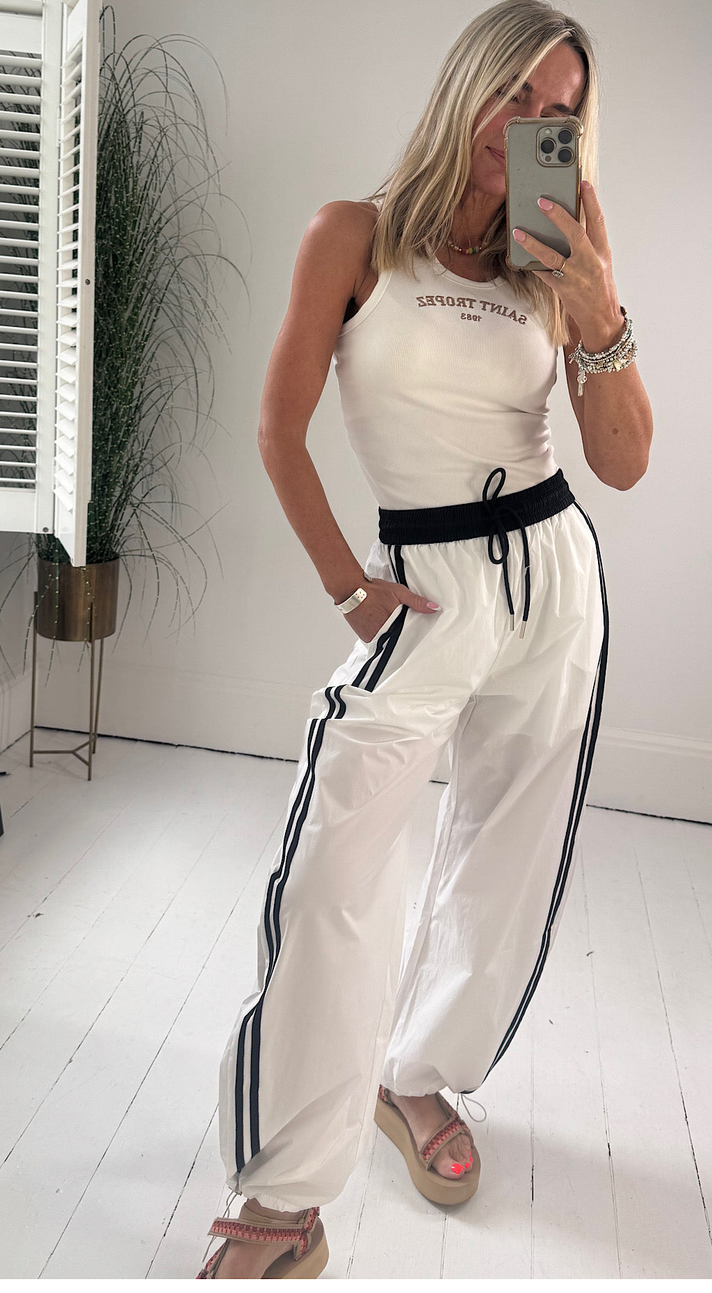 Adi sporty pants white