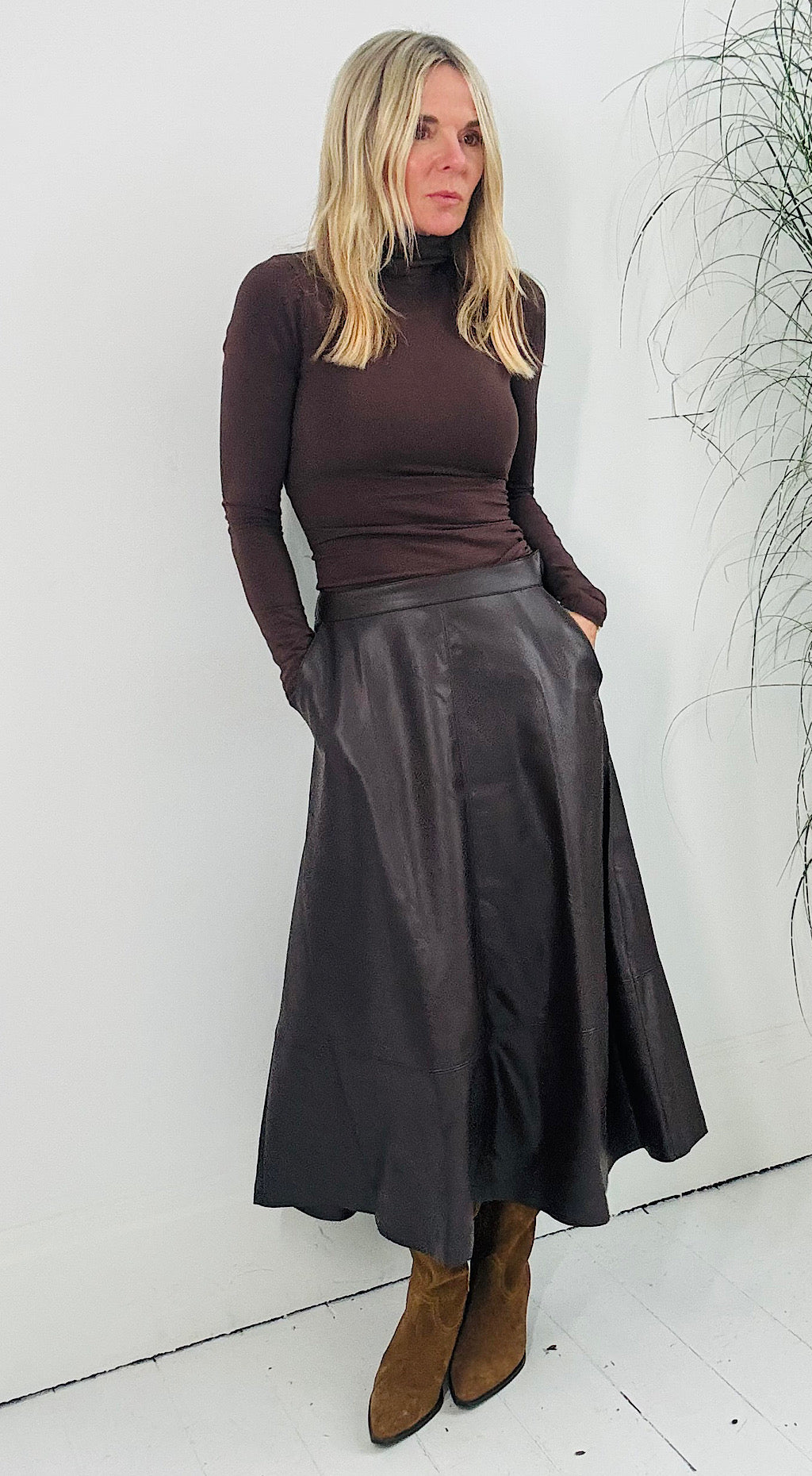 Danja Vegan Leather Skirt - chocolate