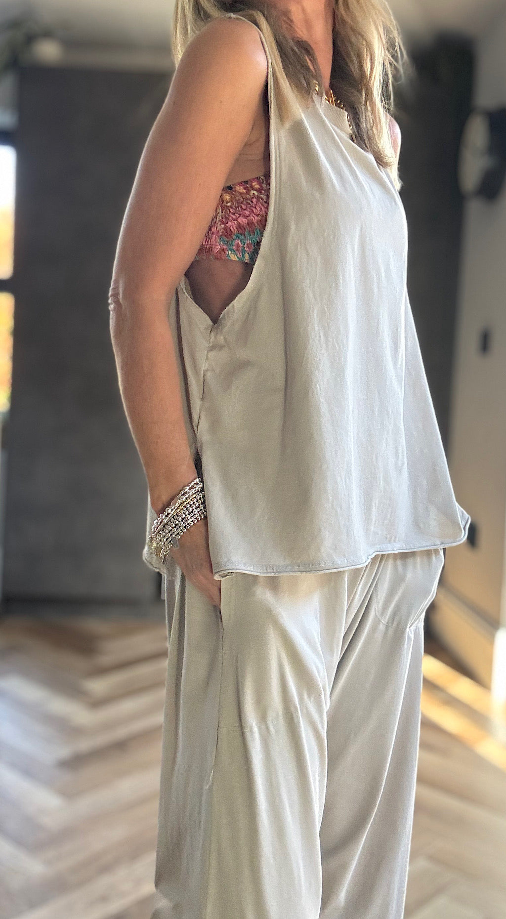 Free Spirit Sleeveless Tee - stone