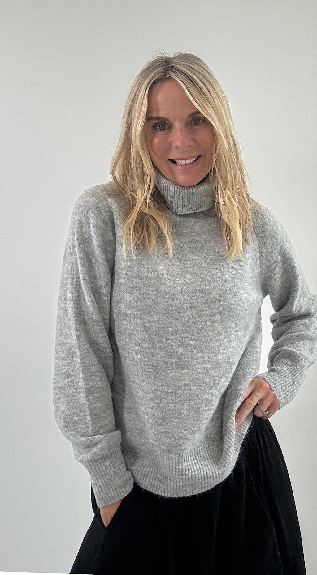 Monna Roll neck Knit