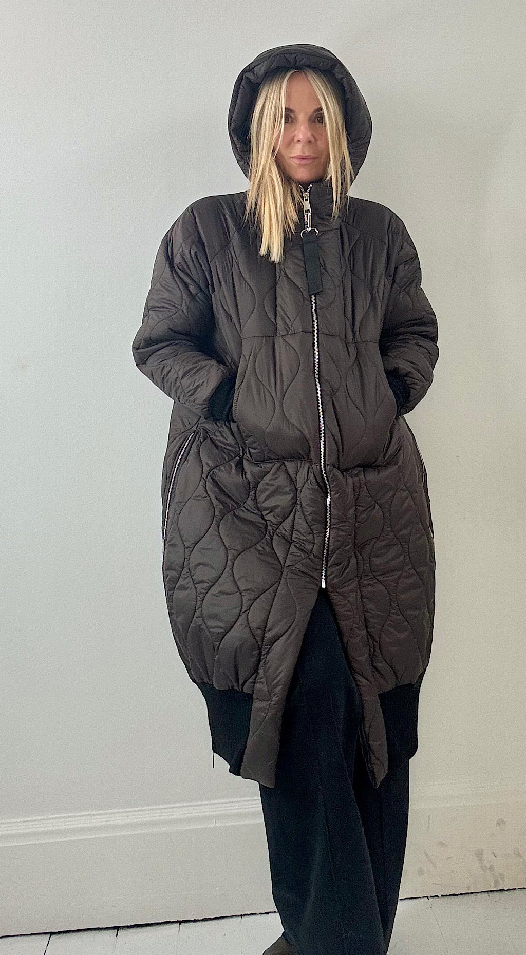Black Tab Quilted Coat - chocolate