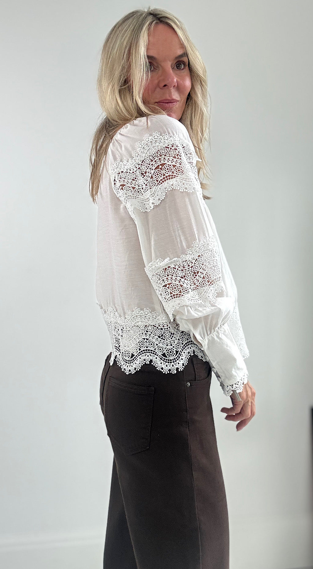 Vintage Lace Top - white