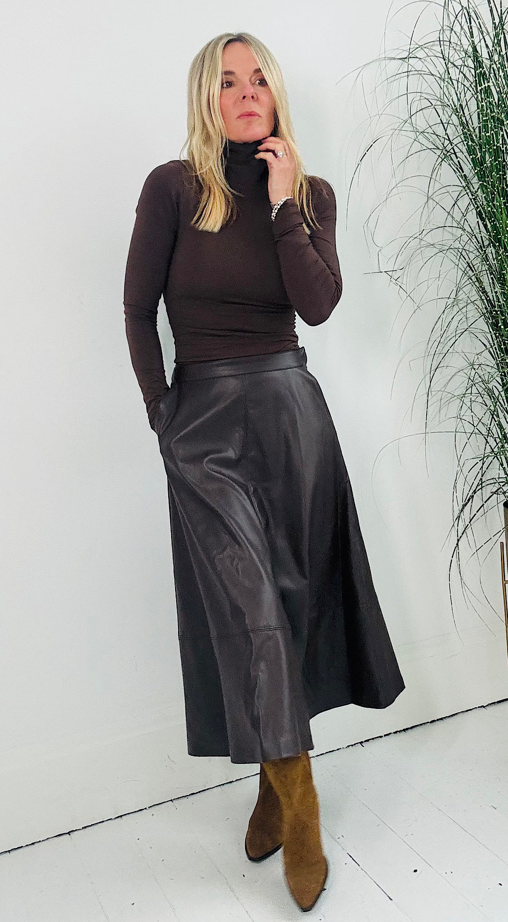 Danja Vegan Leather Skirt - chocolate