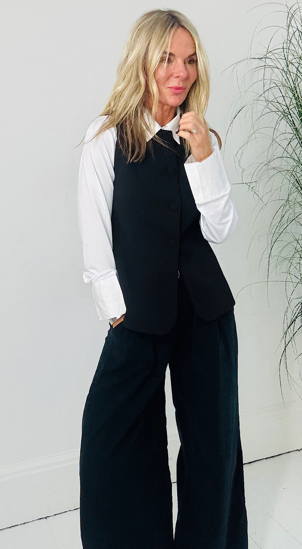 Traitors Waistcoat - Black