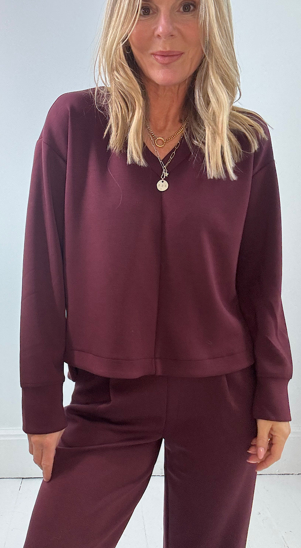 V neck sweat plum
