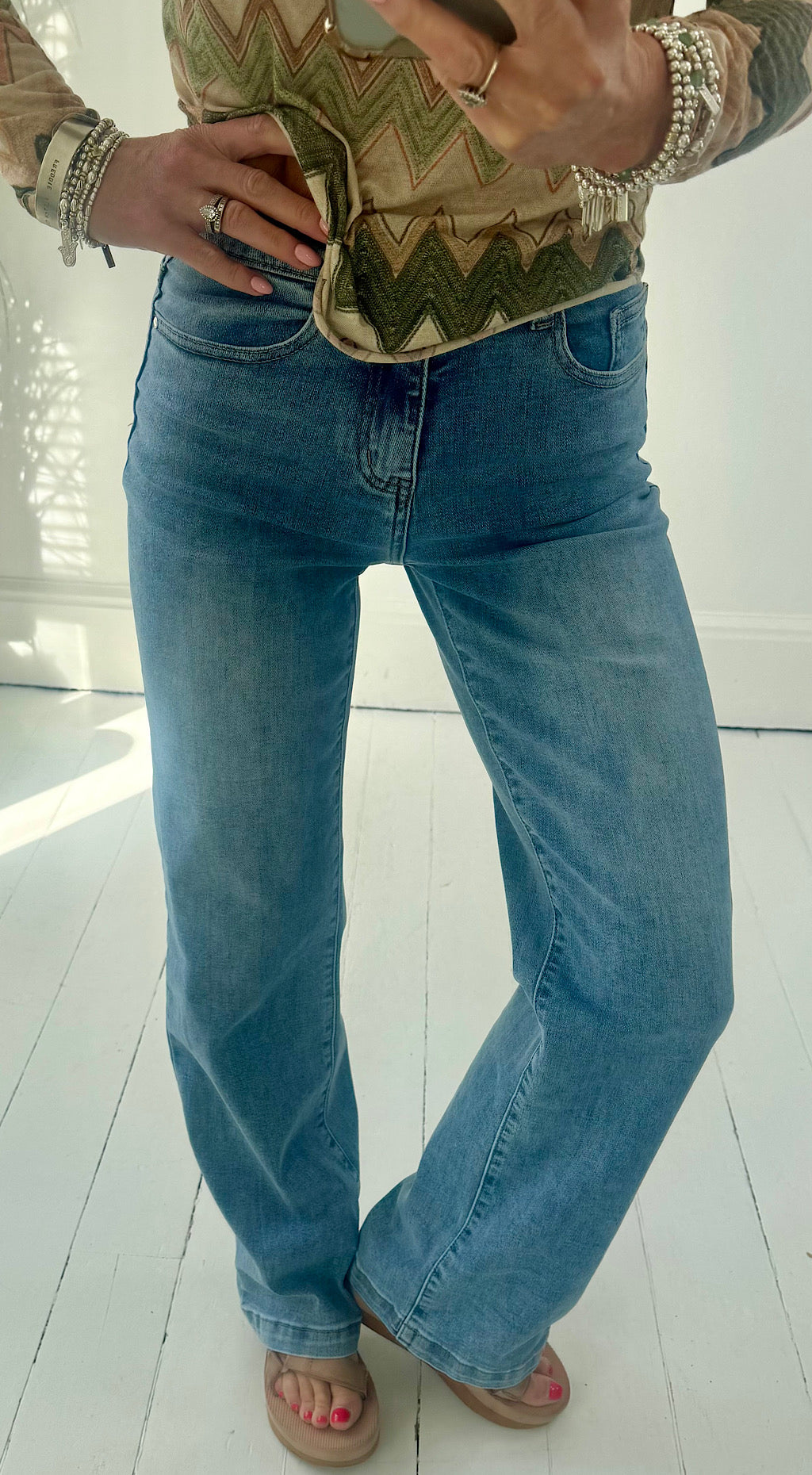 Straight leg jean denim