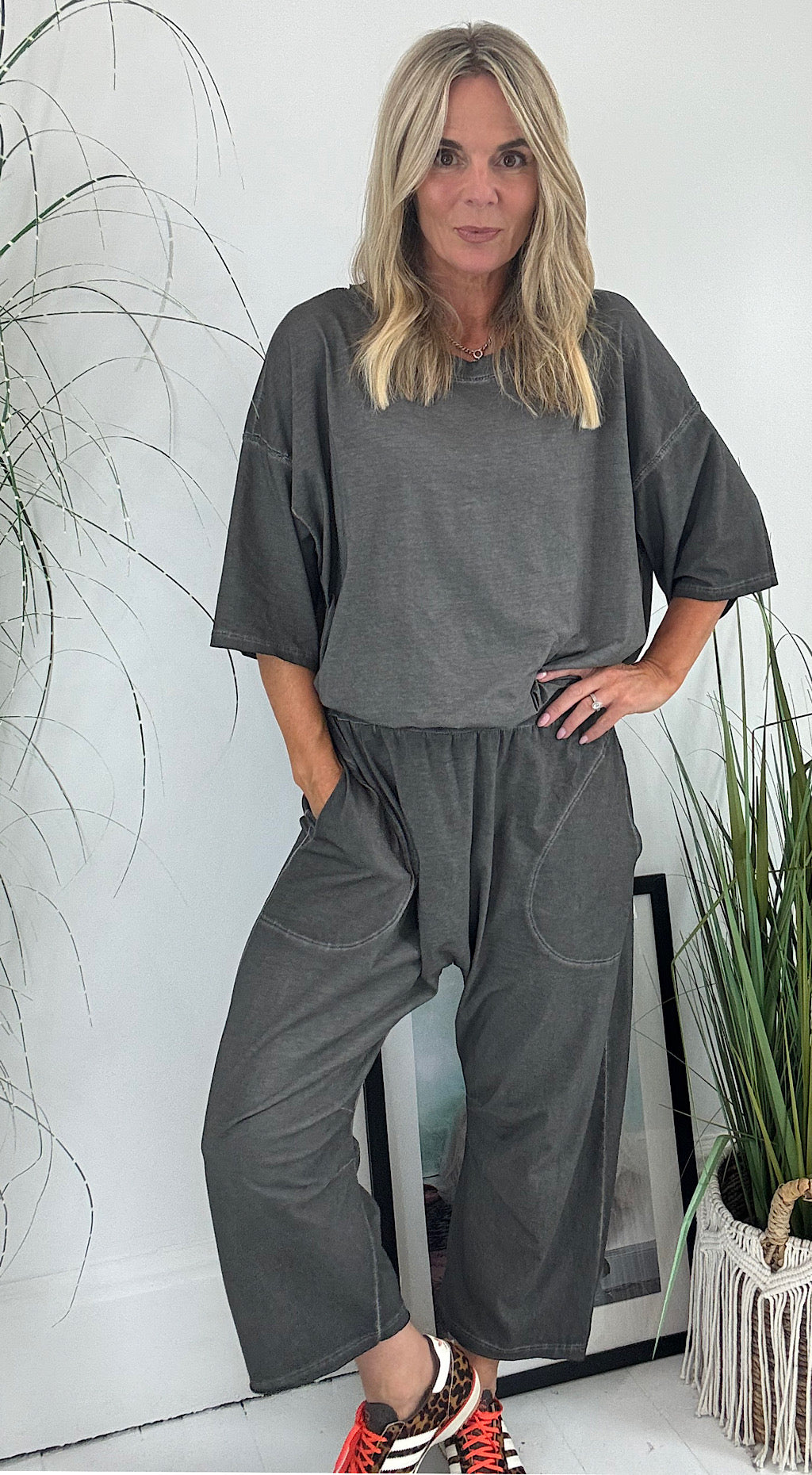 Free Spirit 2-Piece Washed Grey