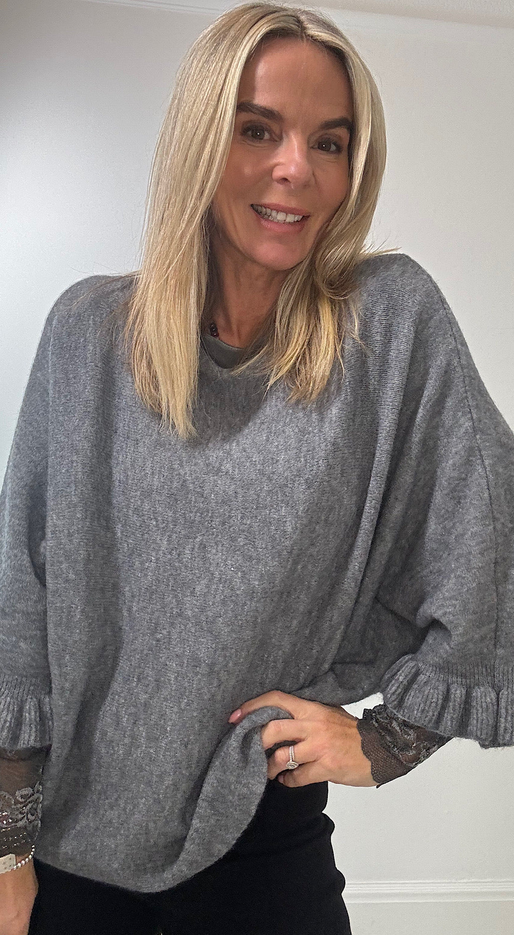 Frill Sleeve Knit - grey