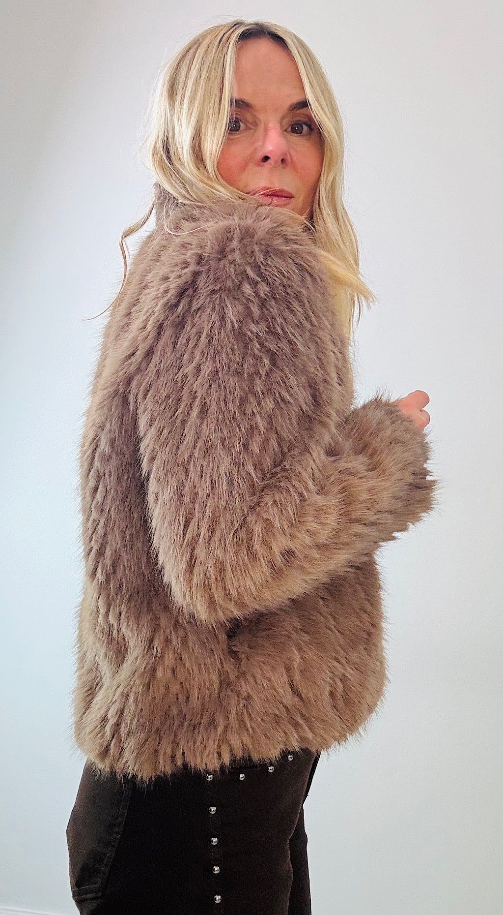 Fur Cardigan Coffee