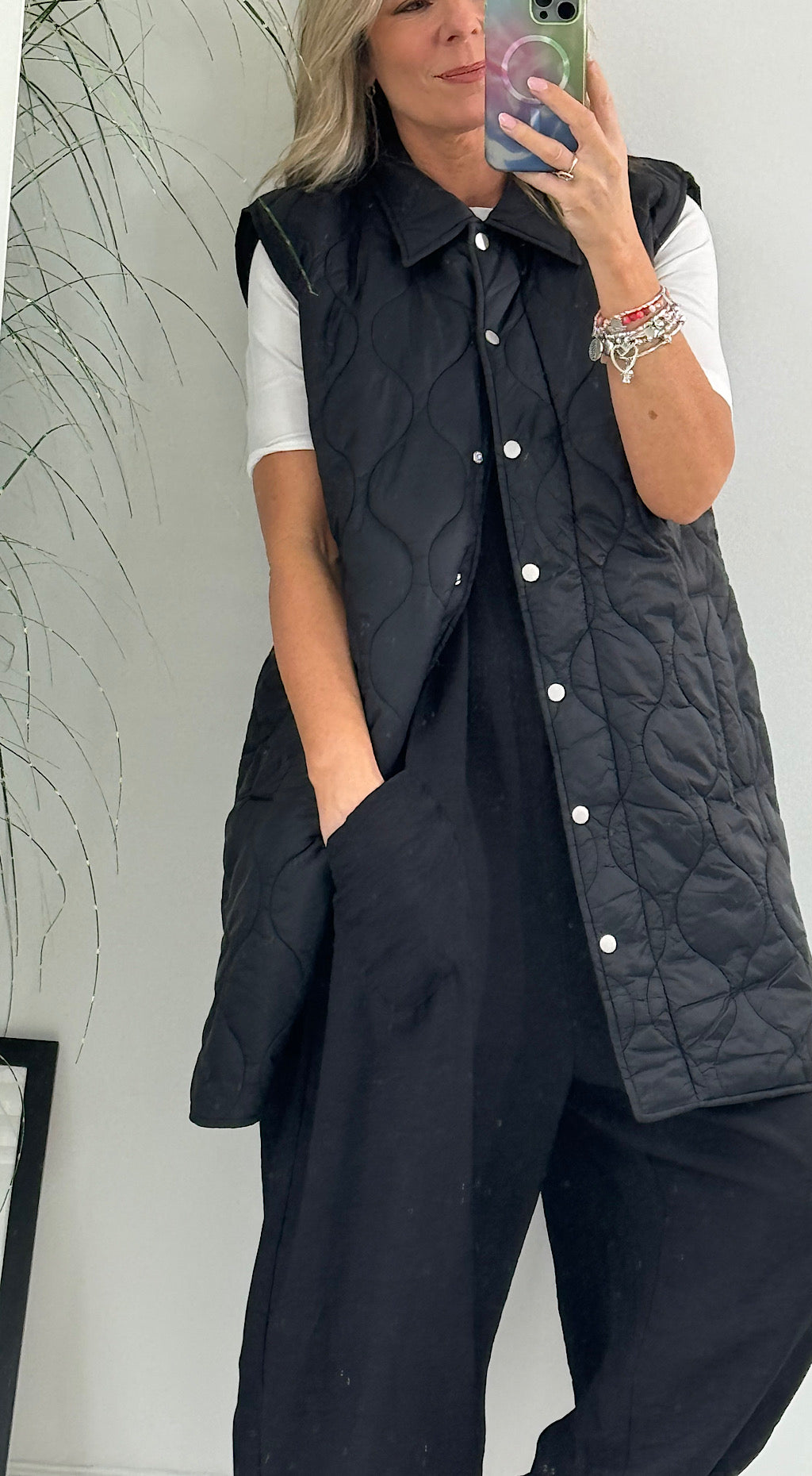 Berta Quilted gilet -black