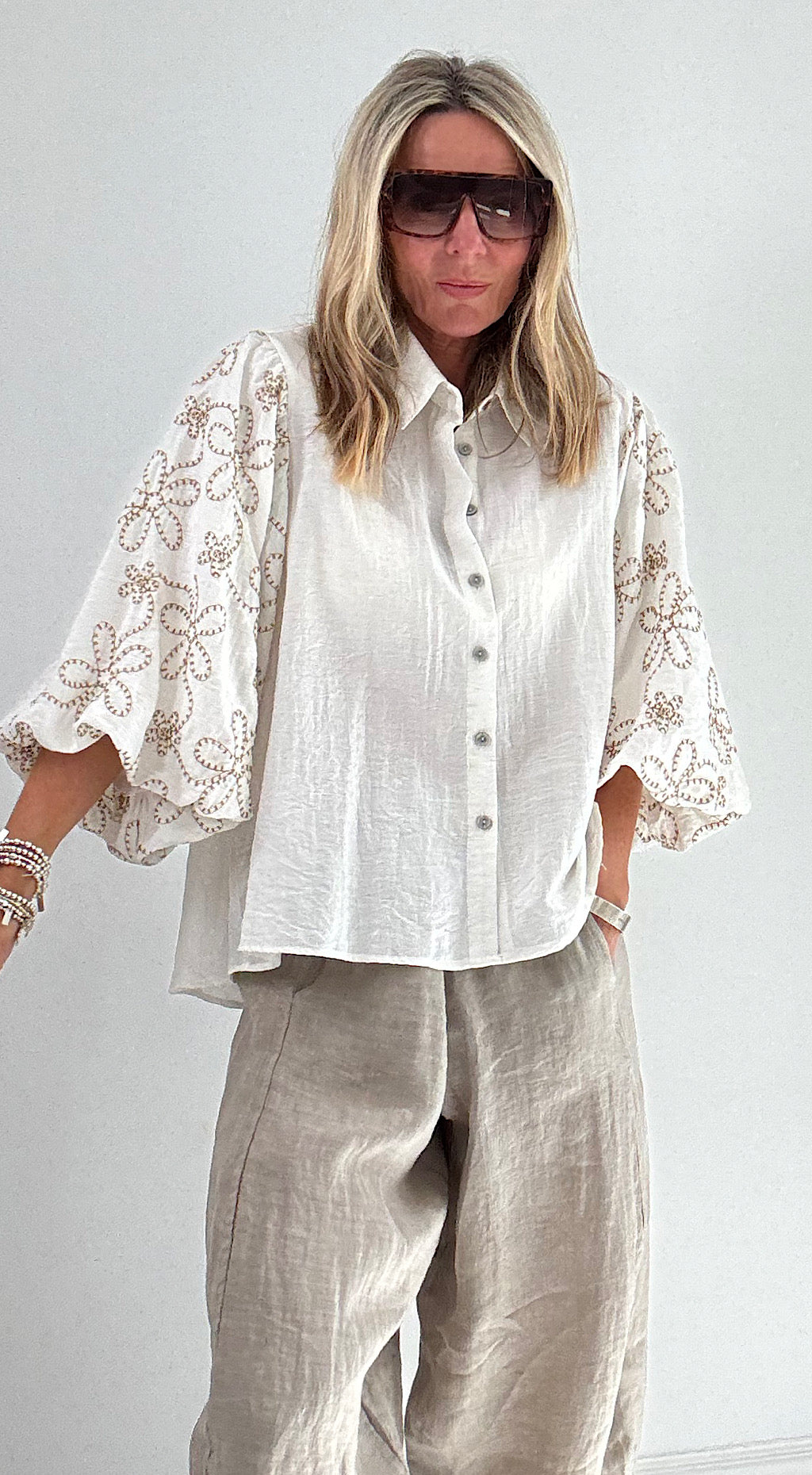 Puff sleeve shirt