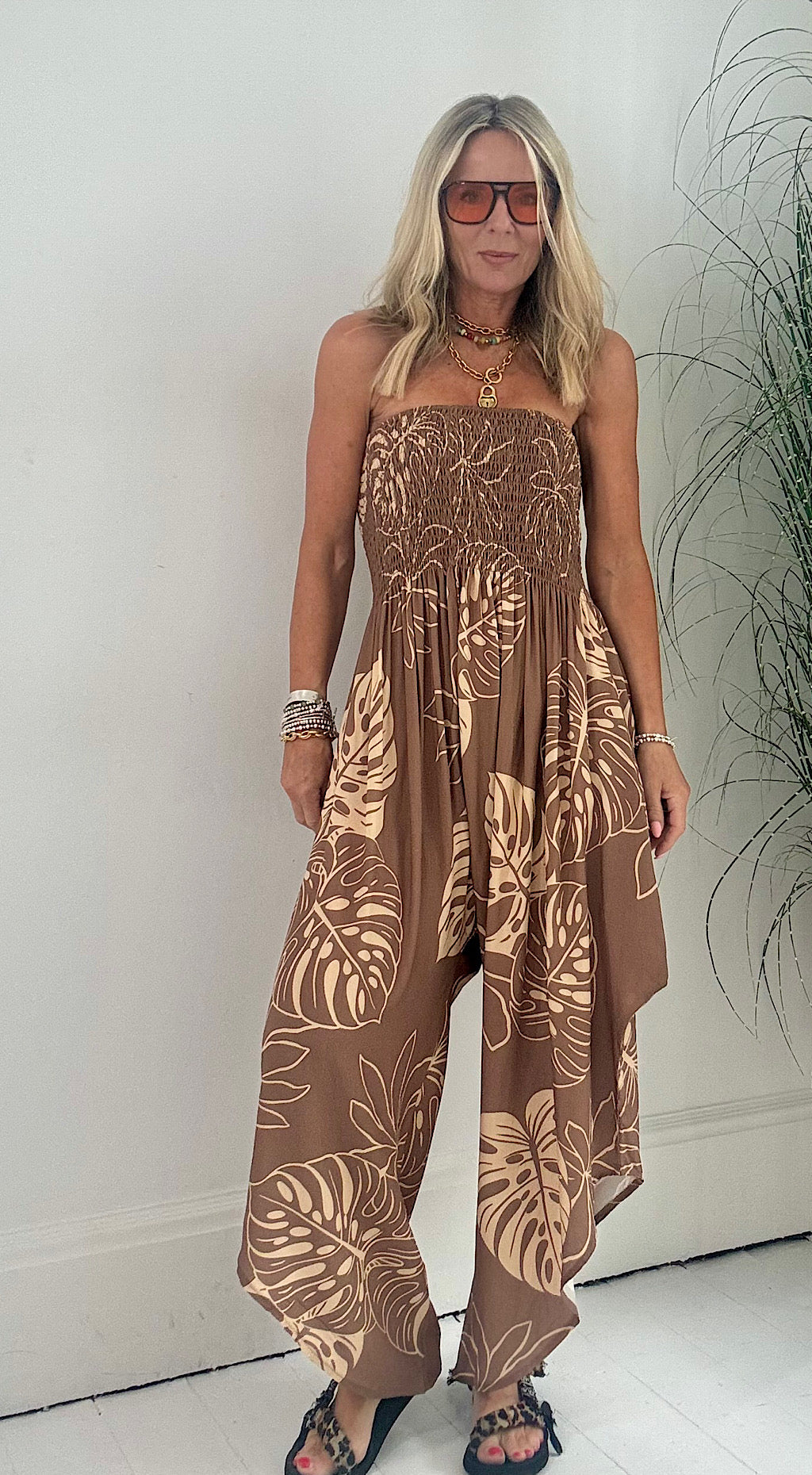 Leaf print hareem jumpsuit camel