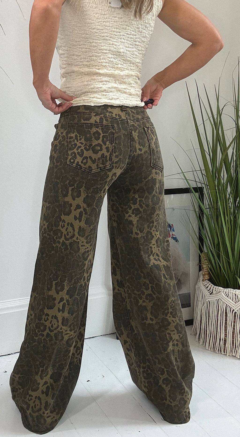 Leopard flare jeans