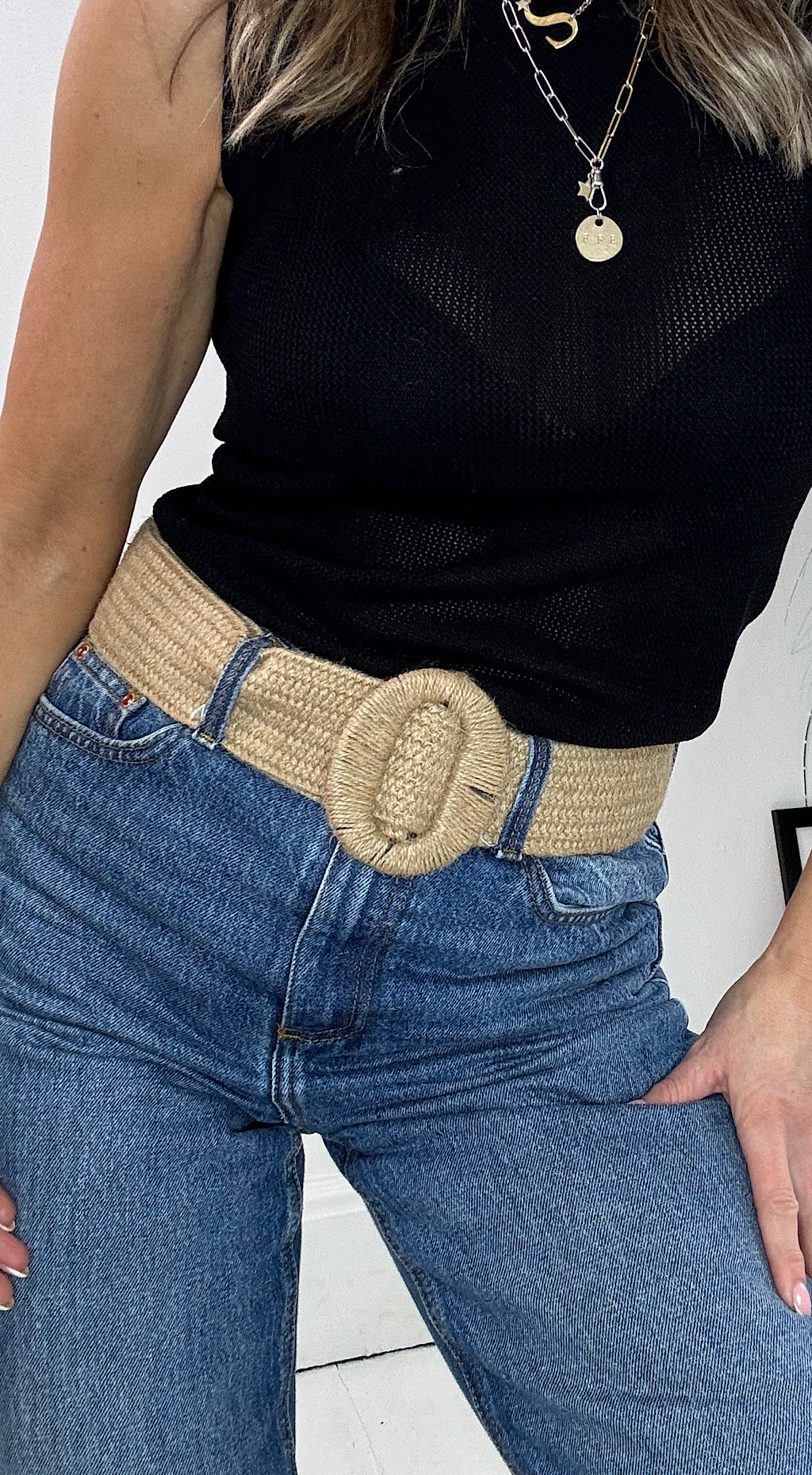 Woven stretch belt