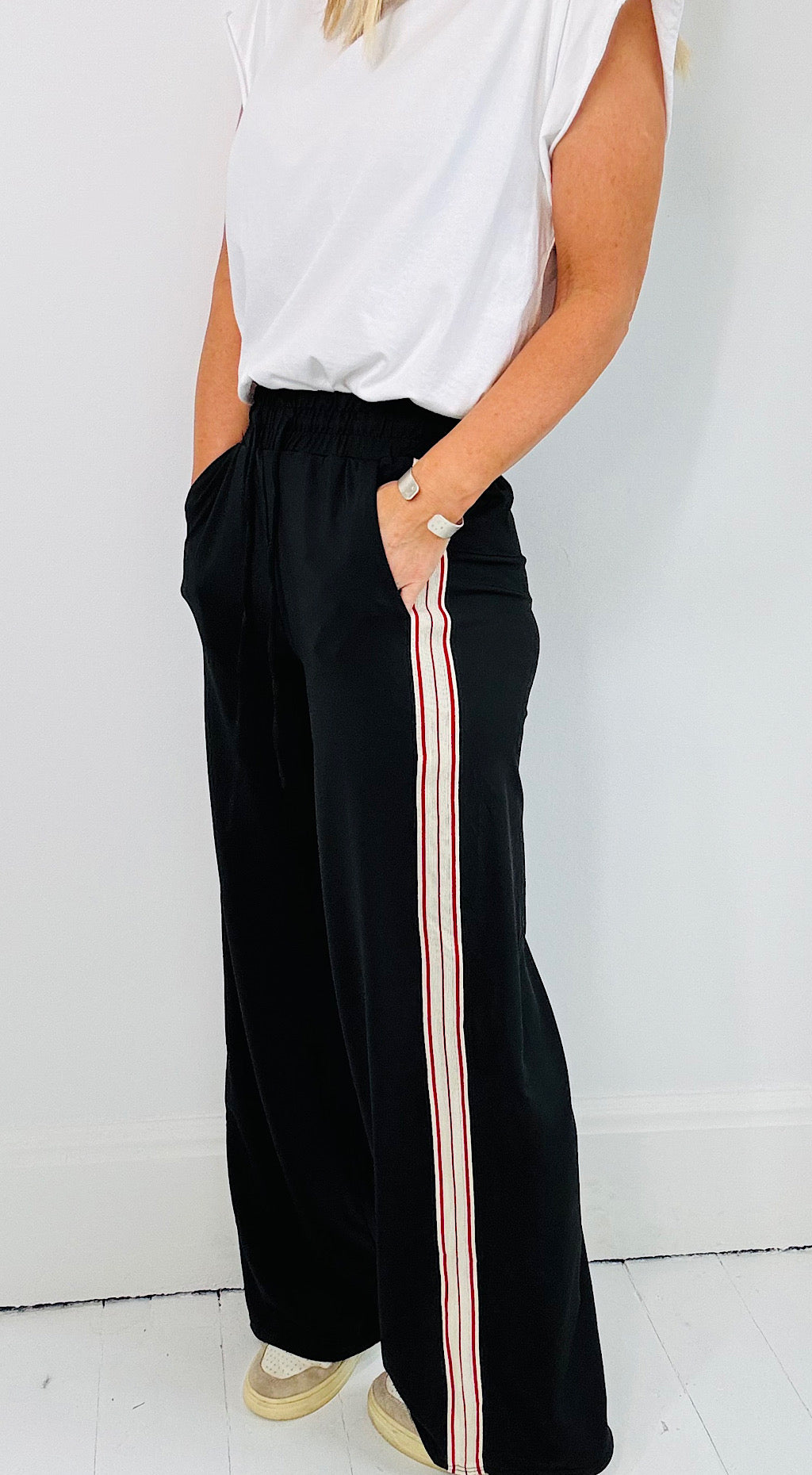 Retro Side Panel Pant - Black