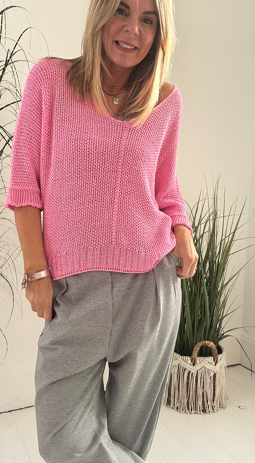 Betina Crochet Knit Pink