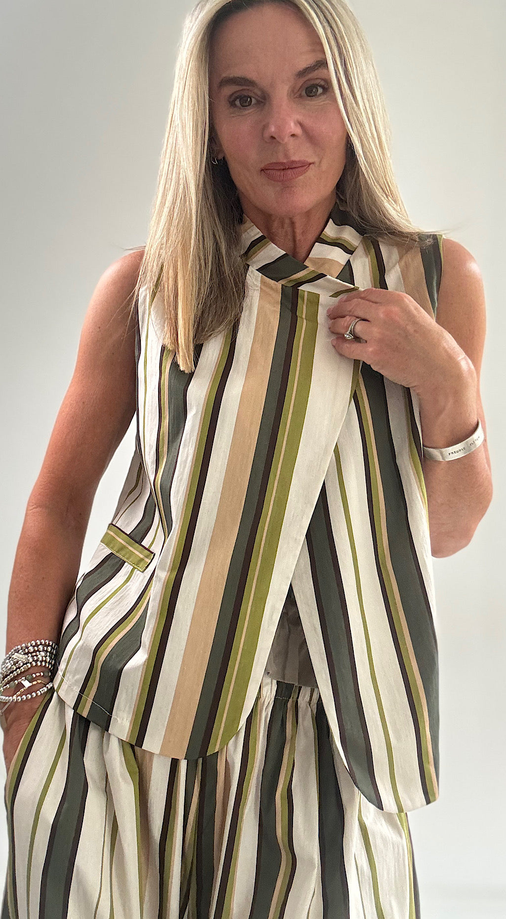 Stripe green waistcoat top