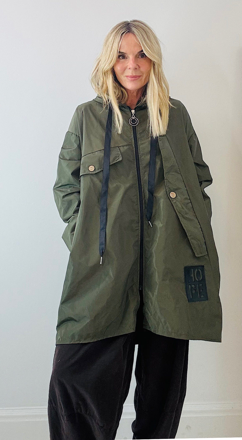 Khaki Mac