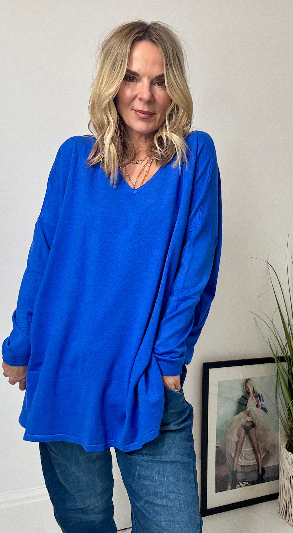 Relaxed V-Neck Soft Knit -Royal Blue