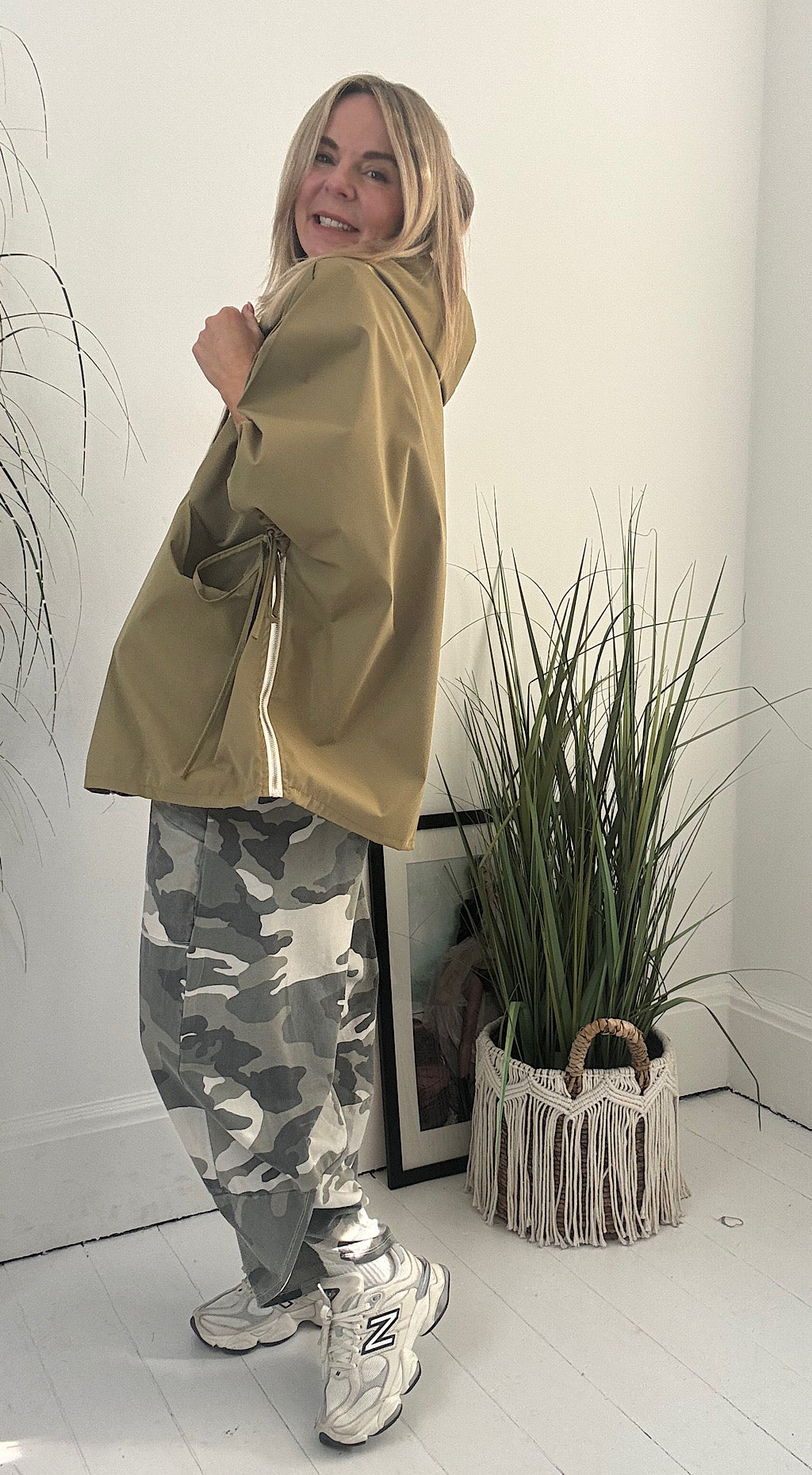 Hooded Cape Jacket Khaki