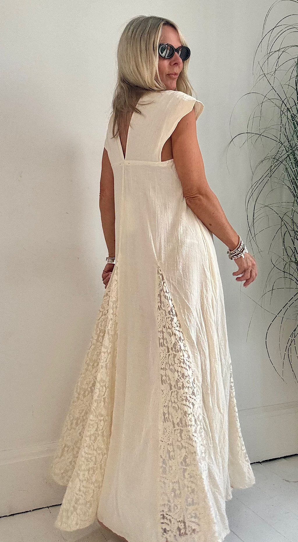Mykonos cream maxi