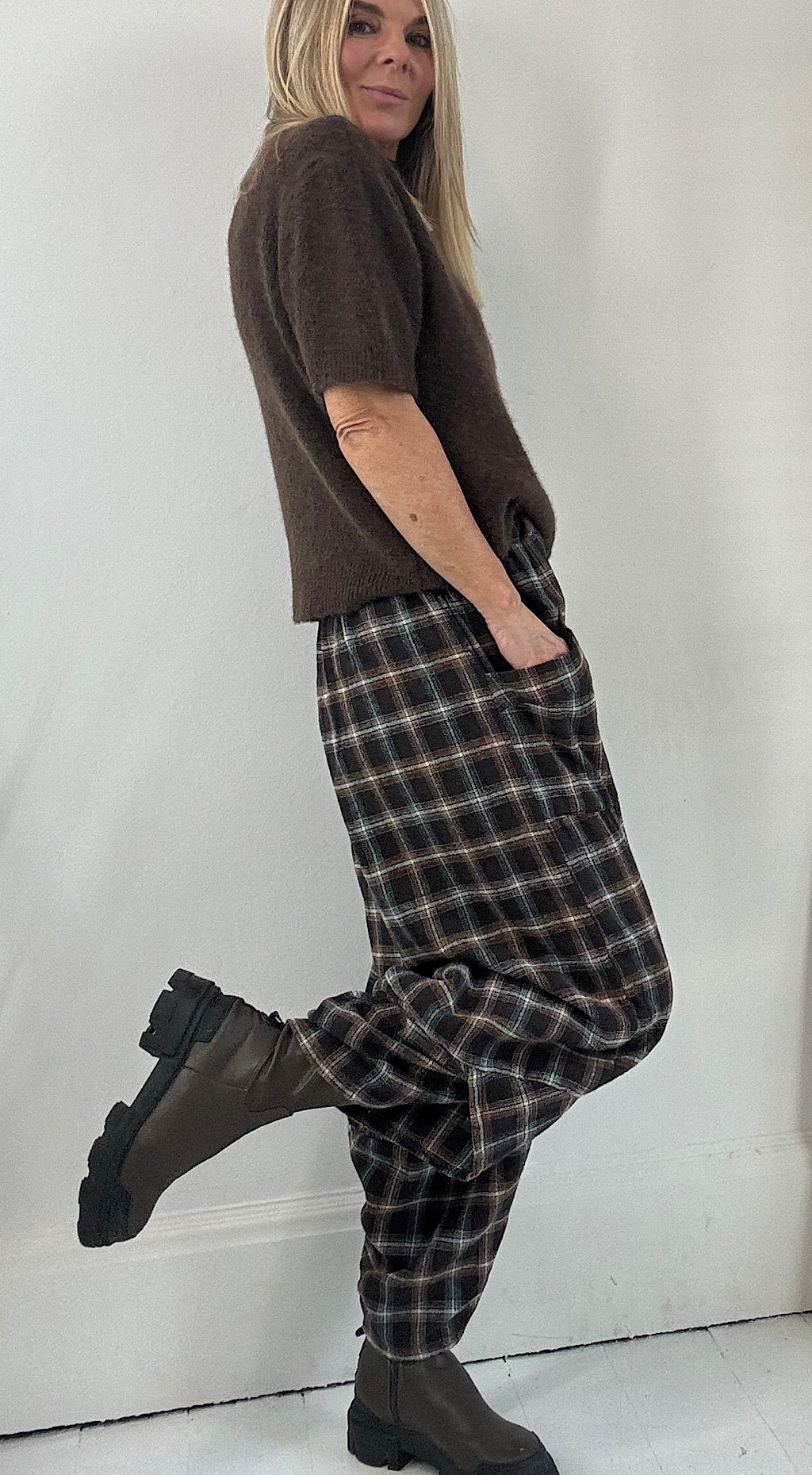 Traitors Check Cocoon Pant - green mix