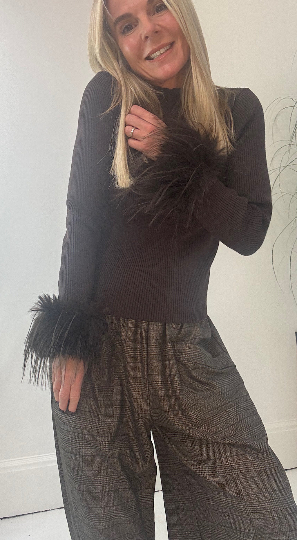 Fur cuff knit chocolate